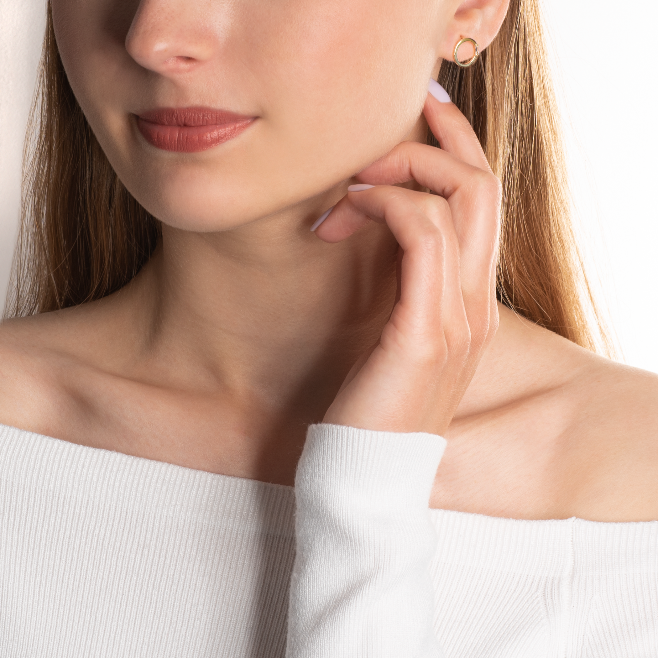 Kolczyki koła Savicki: złote, diamenty