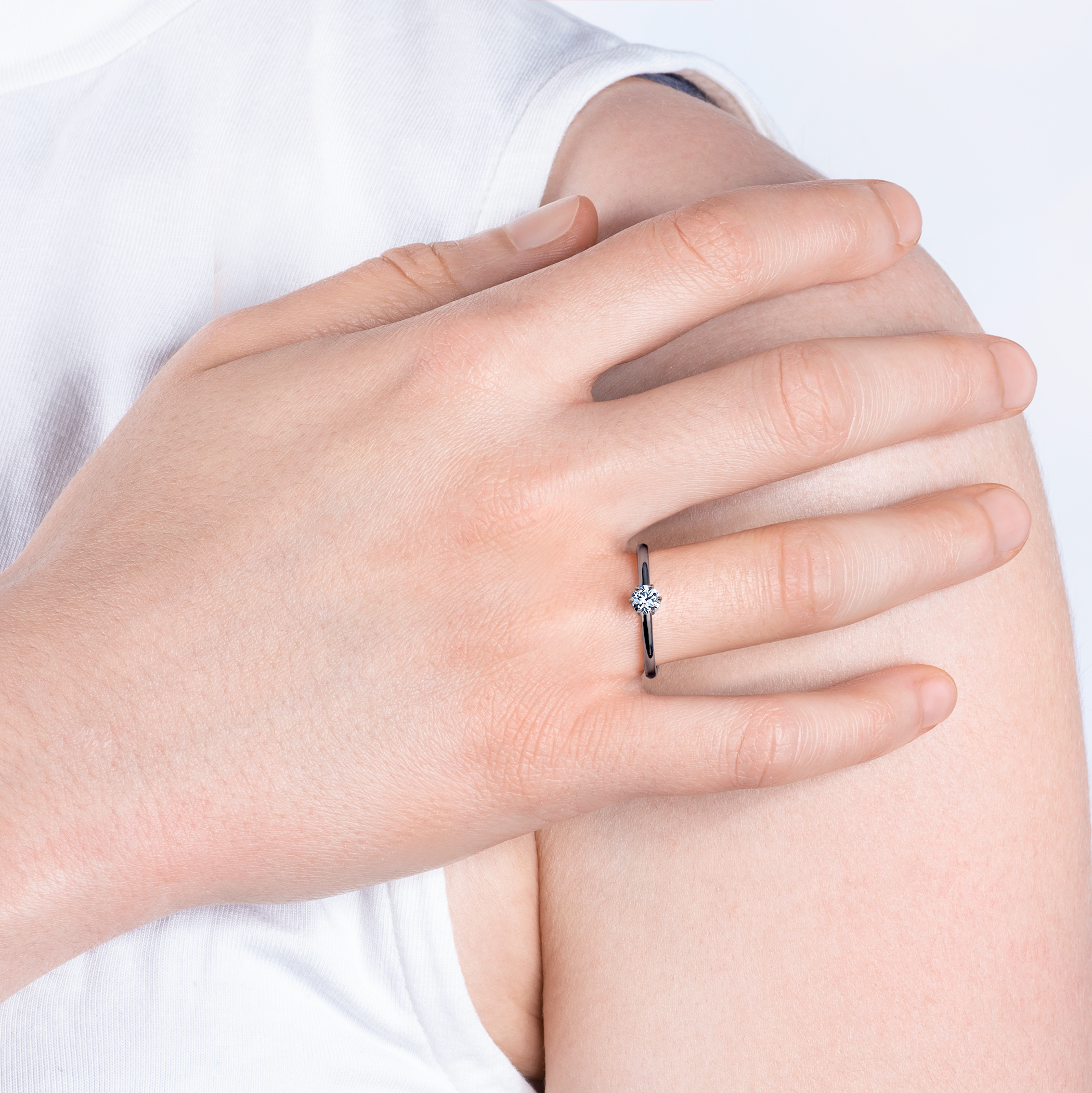 Verlobungsring SAVICKI: Schwarzes Gold, Diamant