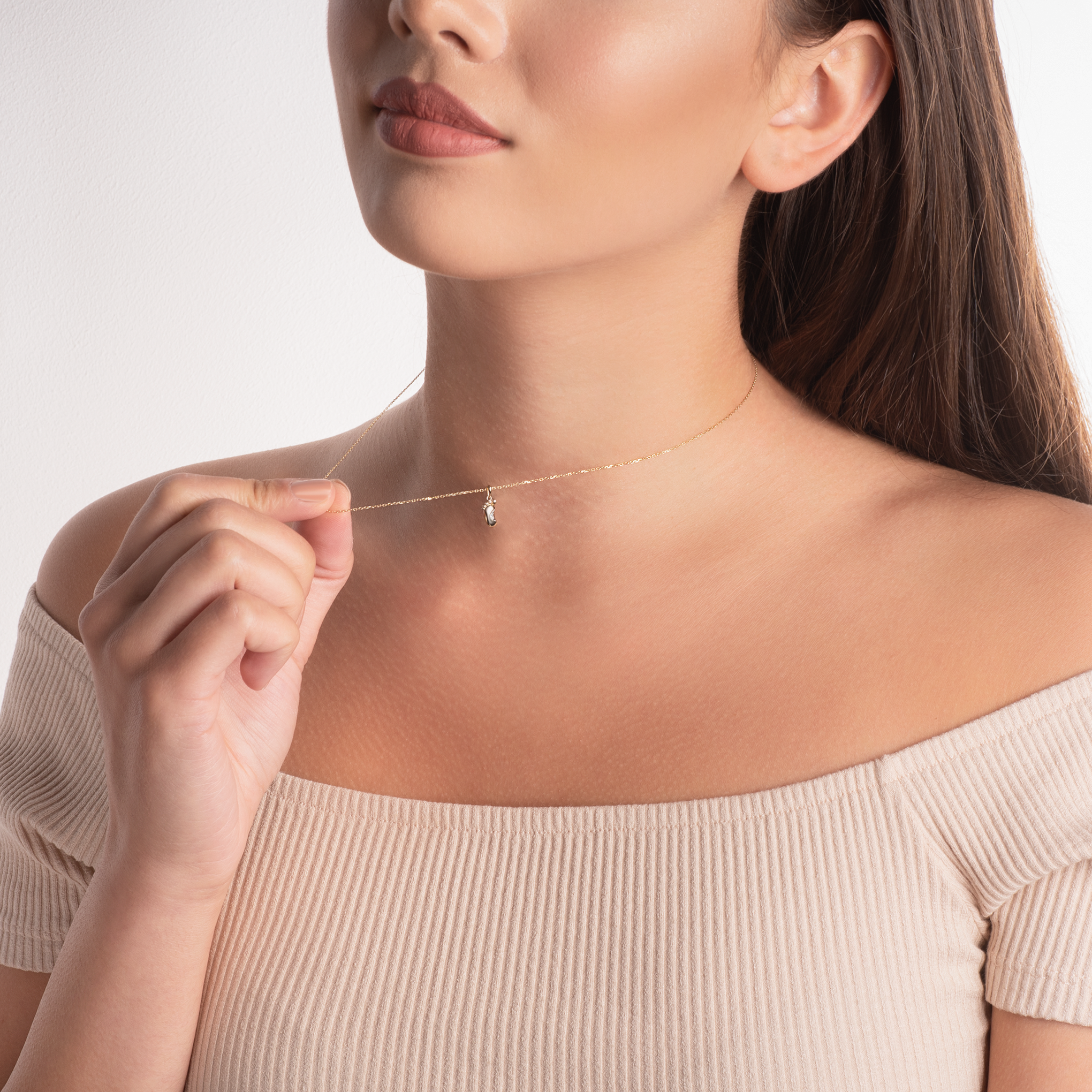 Naszyjnik stópka Savicki: złoty, diamenty