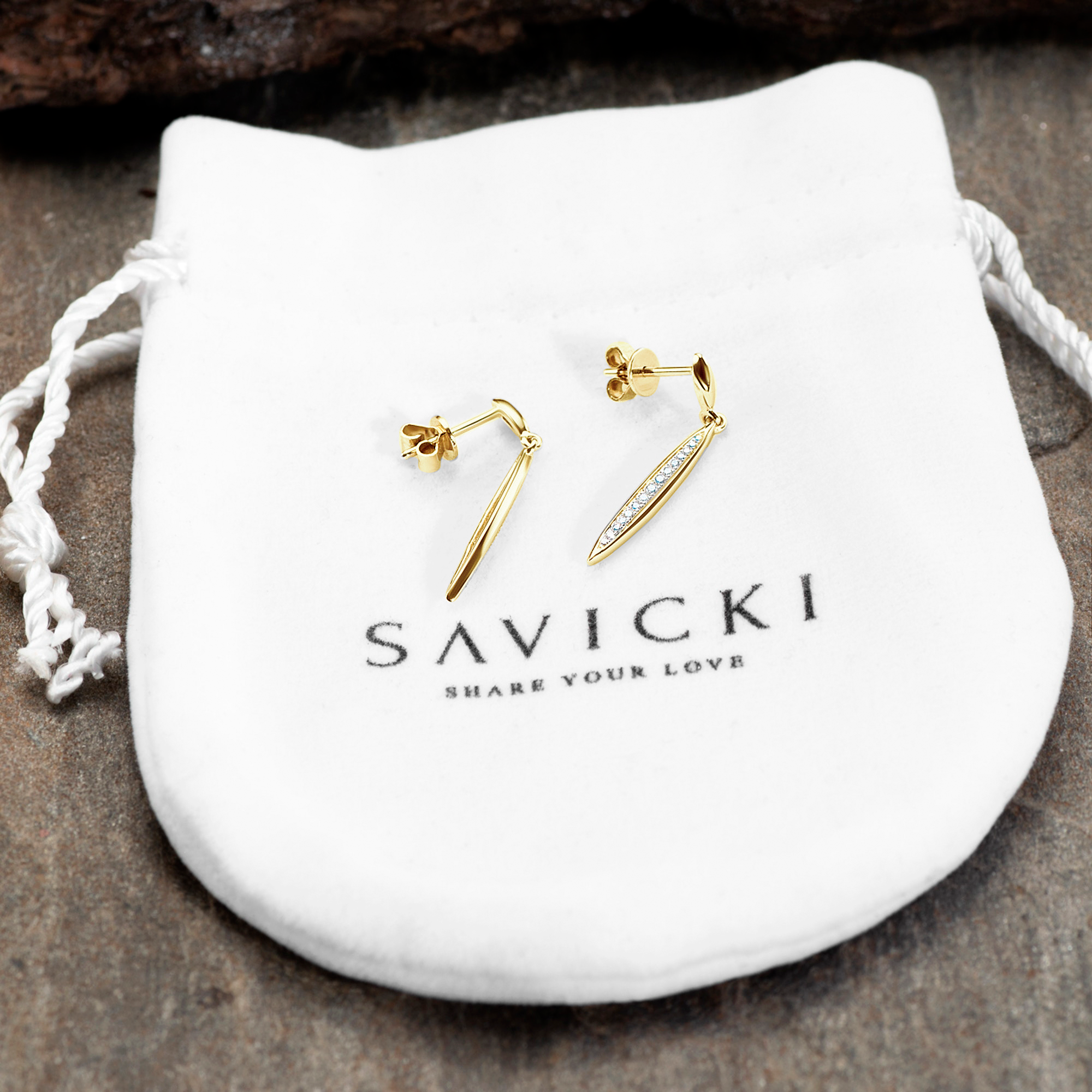 Kolczyki Savicki: złote, diamenty