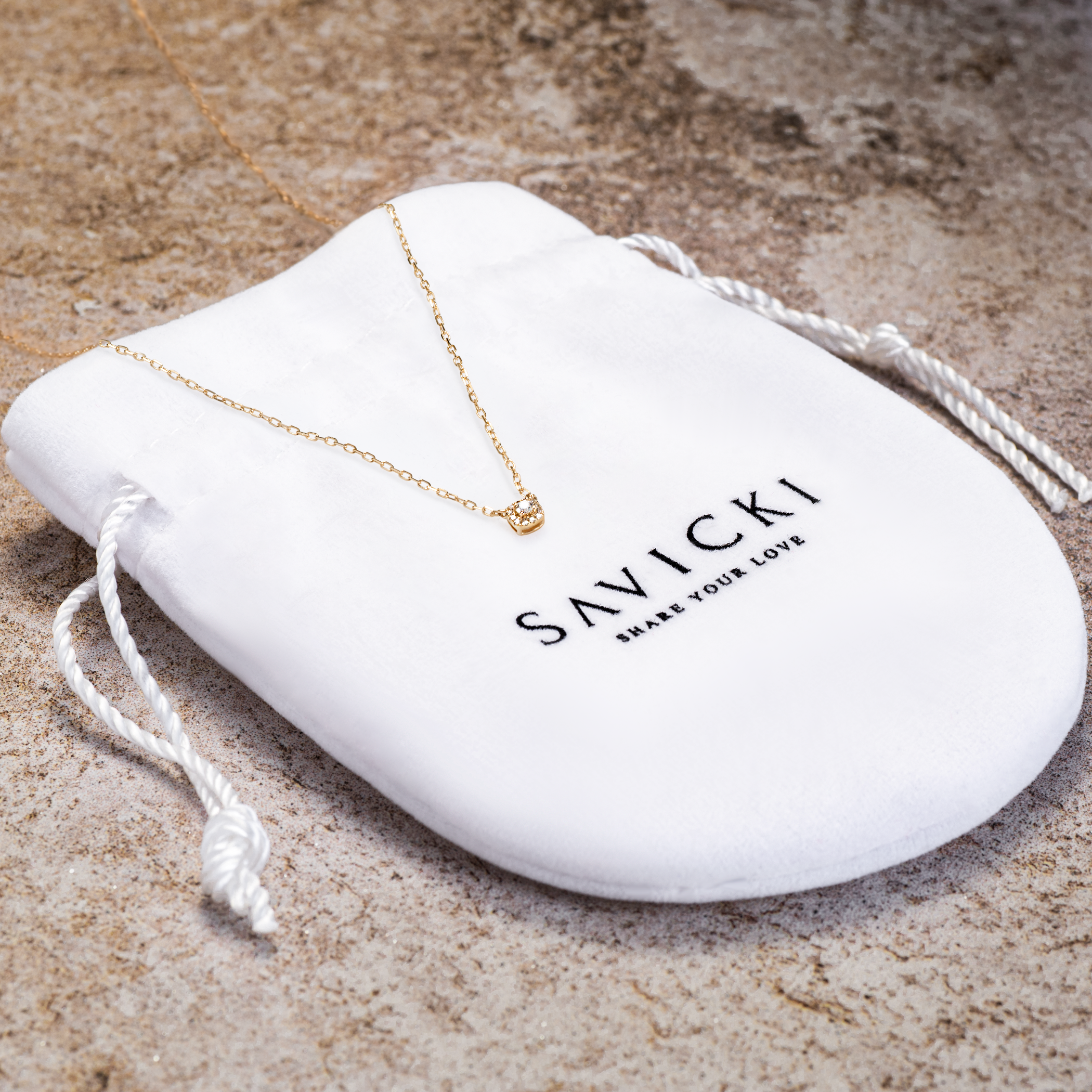 Halskette Savicki: Gold, Diamanten