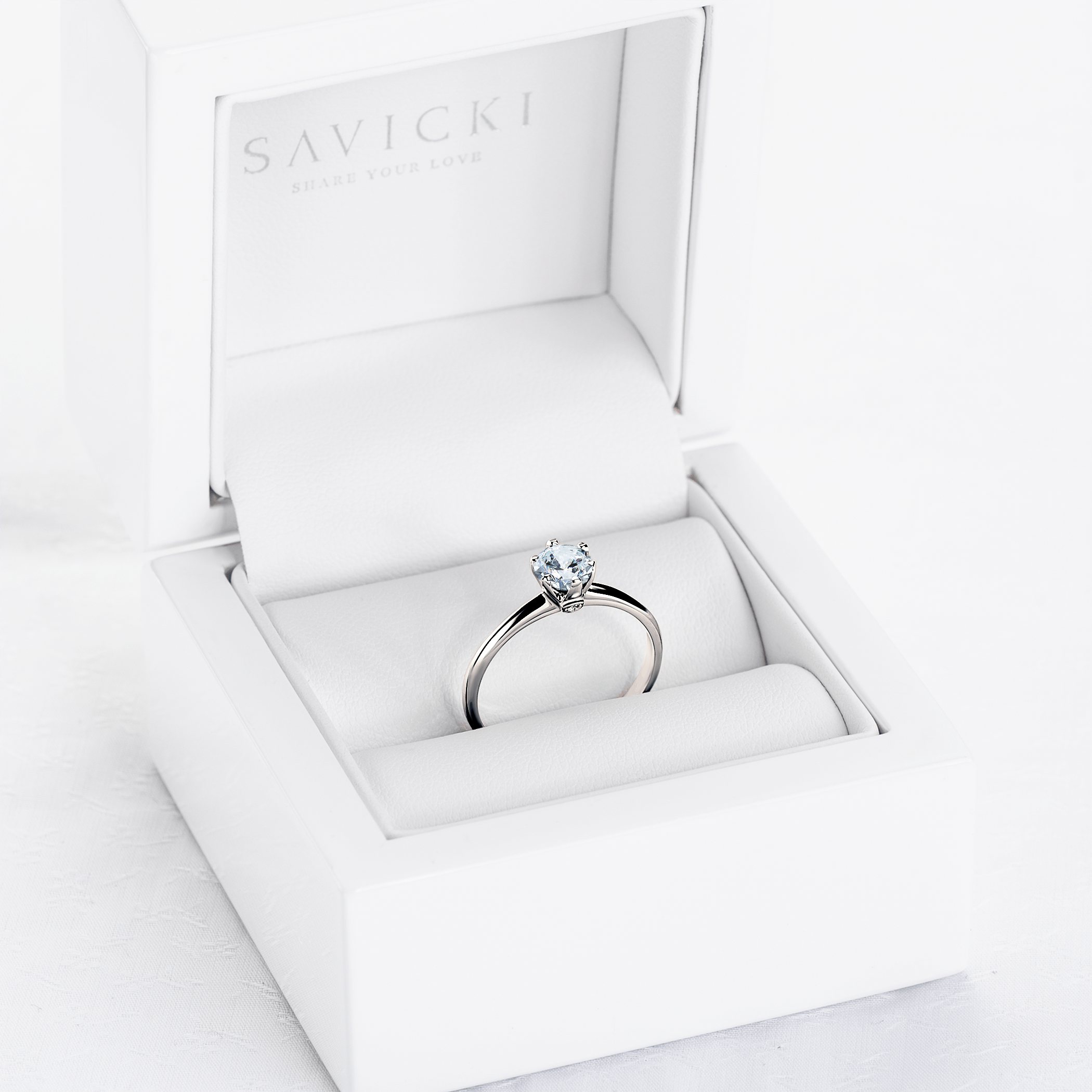 Pierścionek zaręczynowy The Journey: czarne złoto, diament