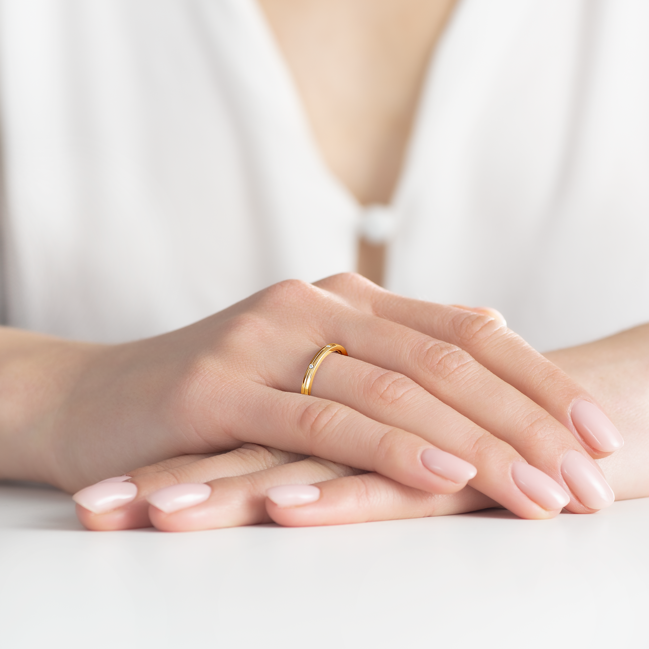 Pierścionek Symphony: złoty, diamenty