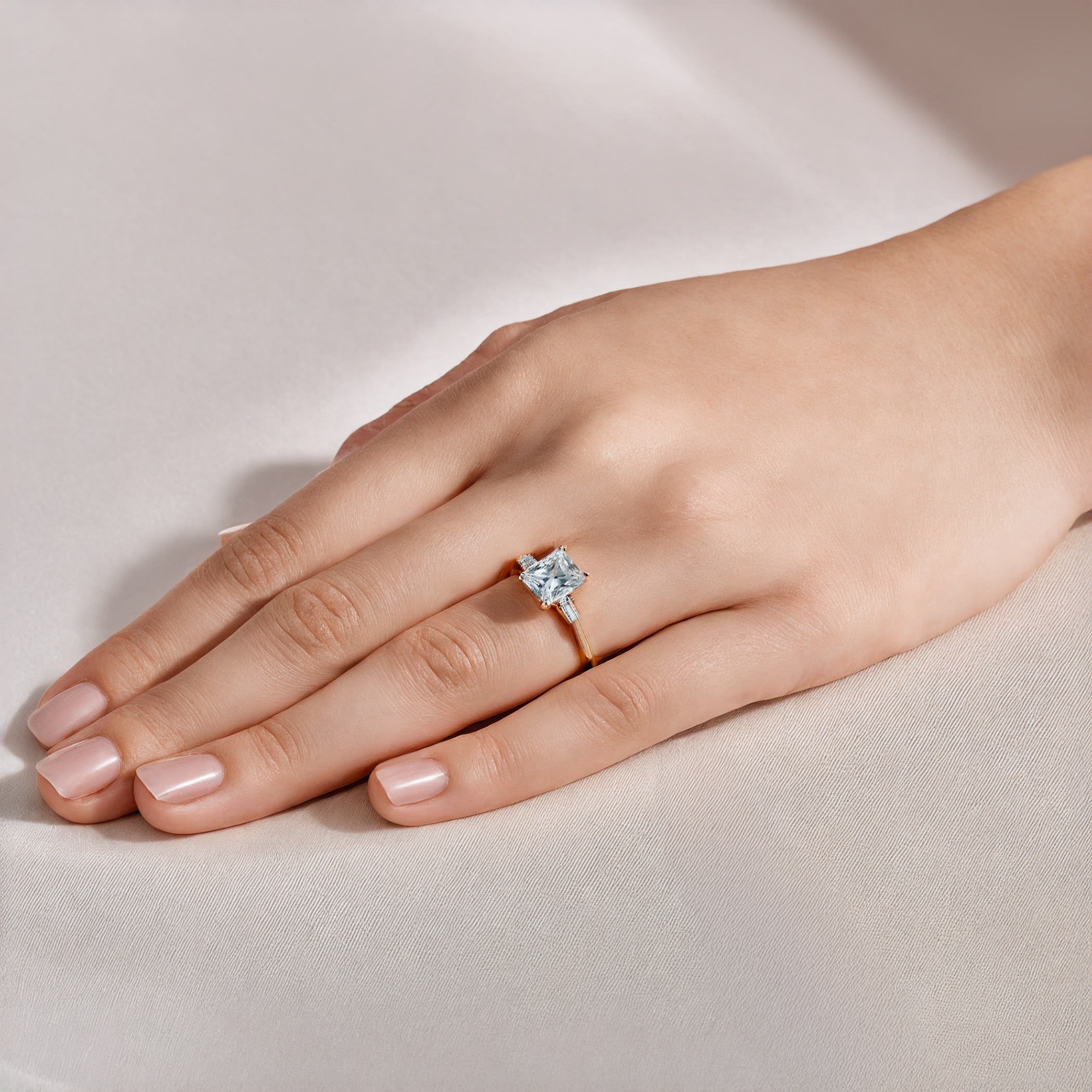 Ring SAVICKI: Gold, Labordiamanten