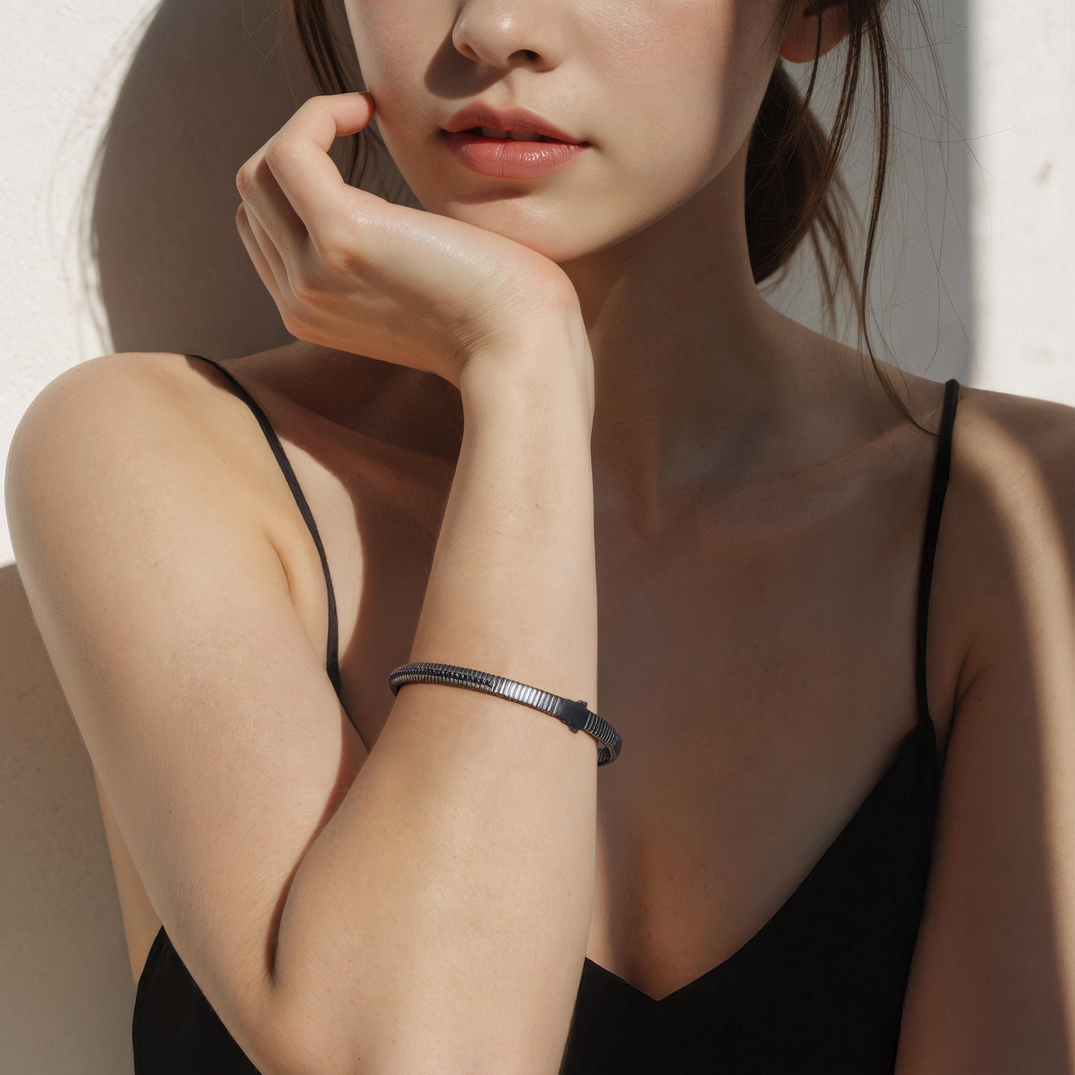 Bransoletka Savicki: srebro 925, czarne diamenty