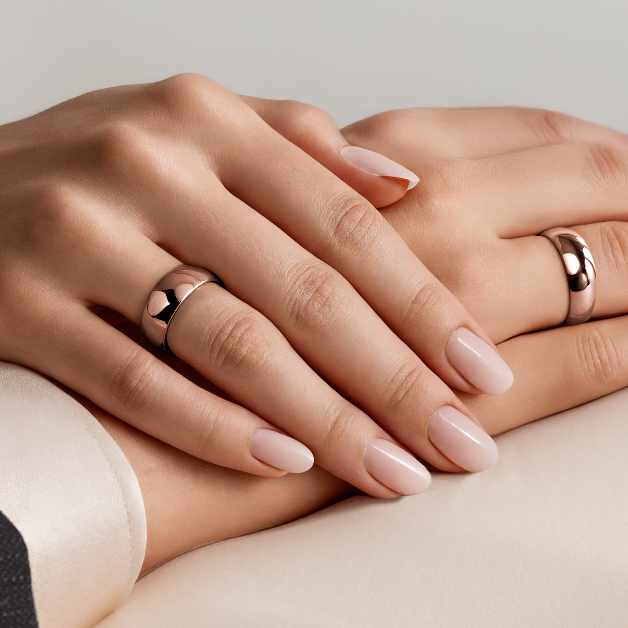 Obrączki ślubne: różowe złoto, półokrągłe, 7 mm