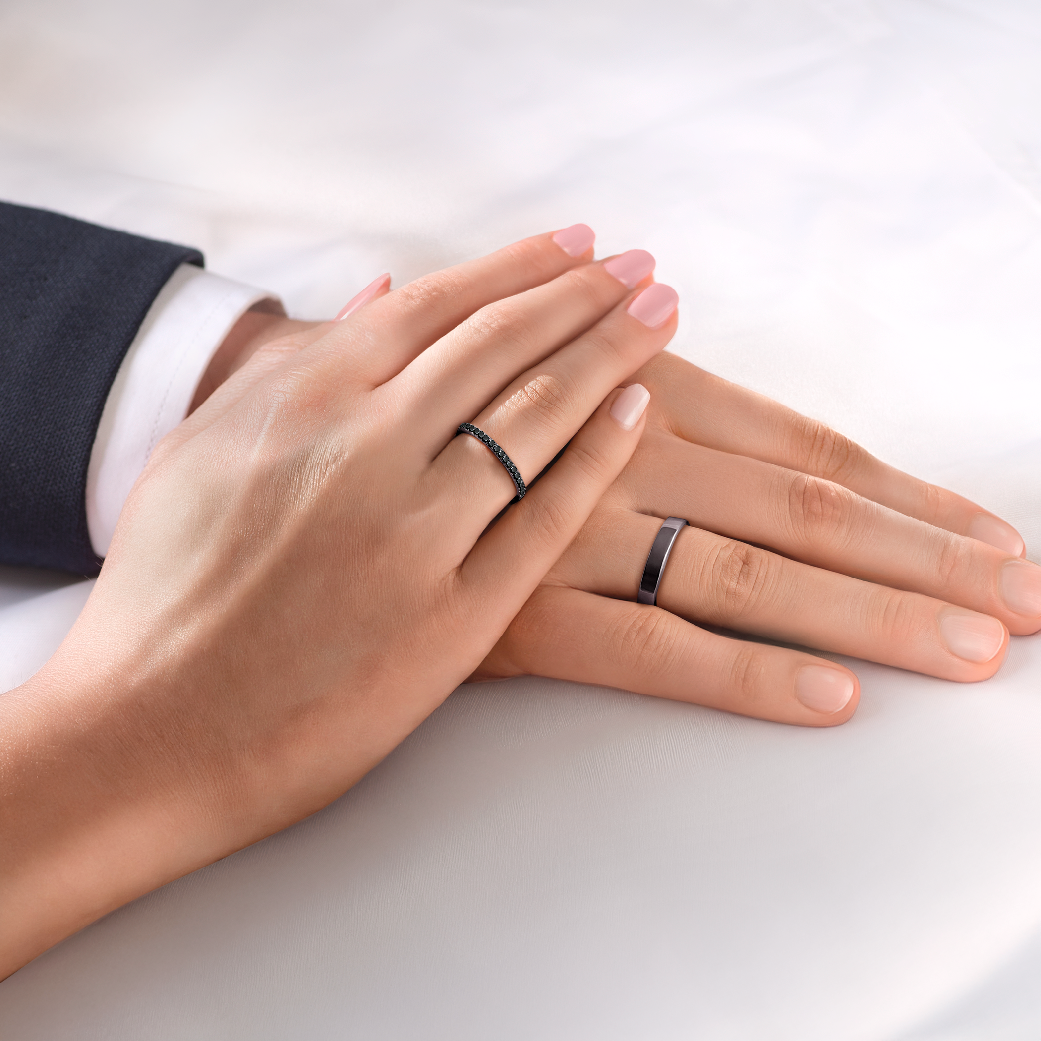 Eheringe Share Your Love: Weißgold, Schwarz Diamant, Flach, 1,5 mm und 3 mm