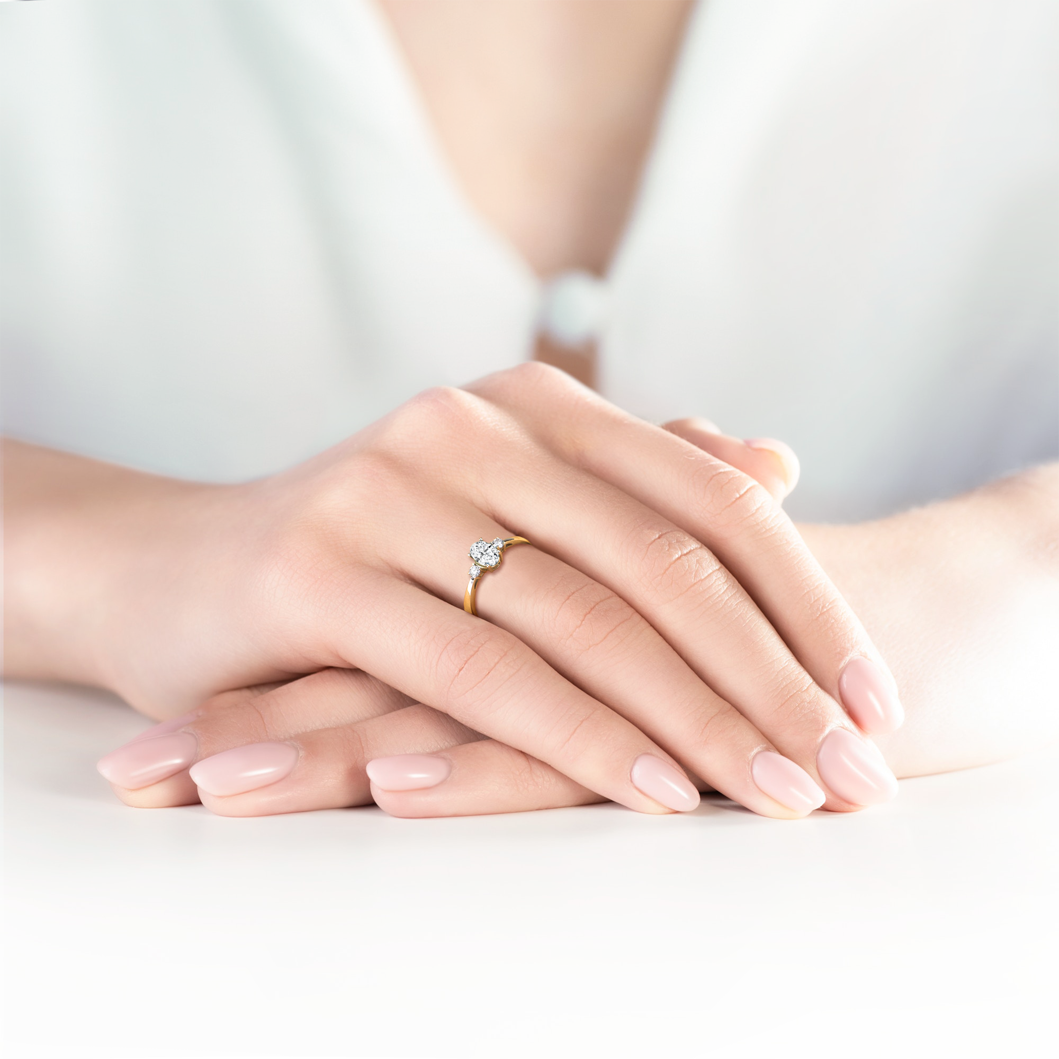 Pierścionek SAVICKI: złoty, diament laboratoryjny