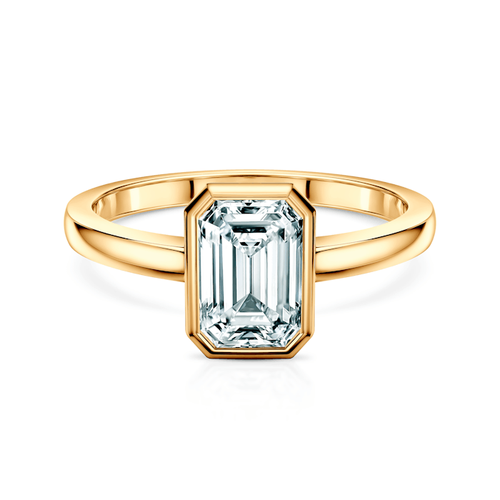 Pierścionek zaręczynowy Pure: złoty, diament laboratoryjny w szlifie szmaragdowym