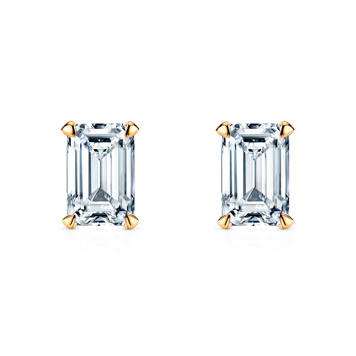 Kolczyki Share Your Love: złote, diamenty w szlifie szmaragdowym