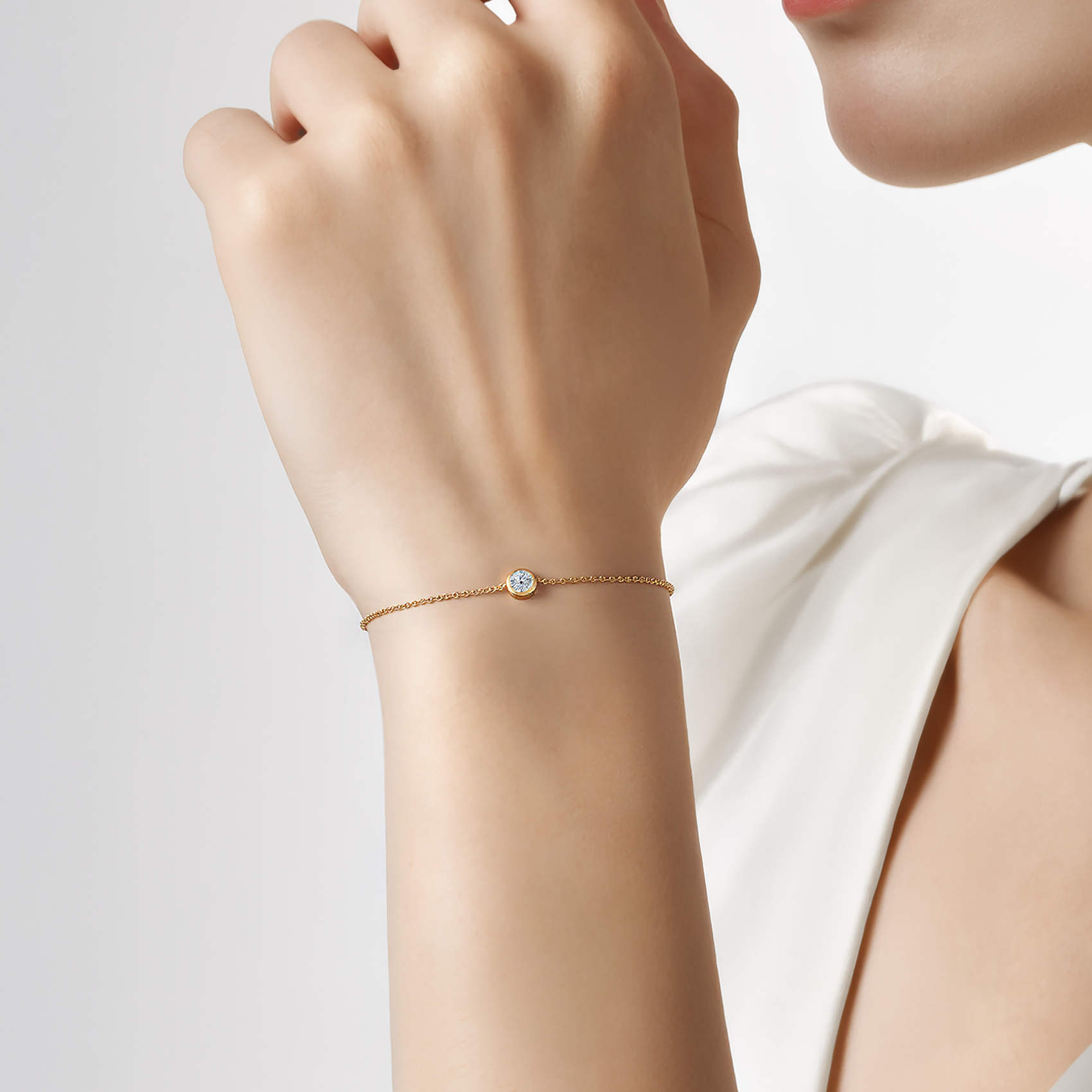 Bransoletka celebrytka złota 585 z białym diamentem 0.1ct 18+3cm