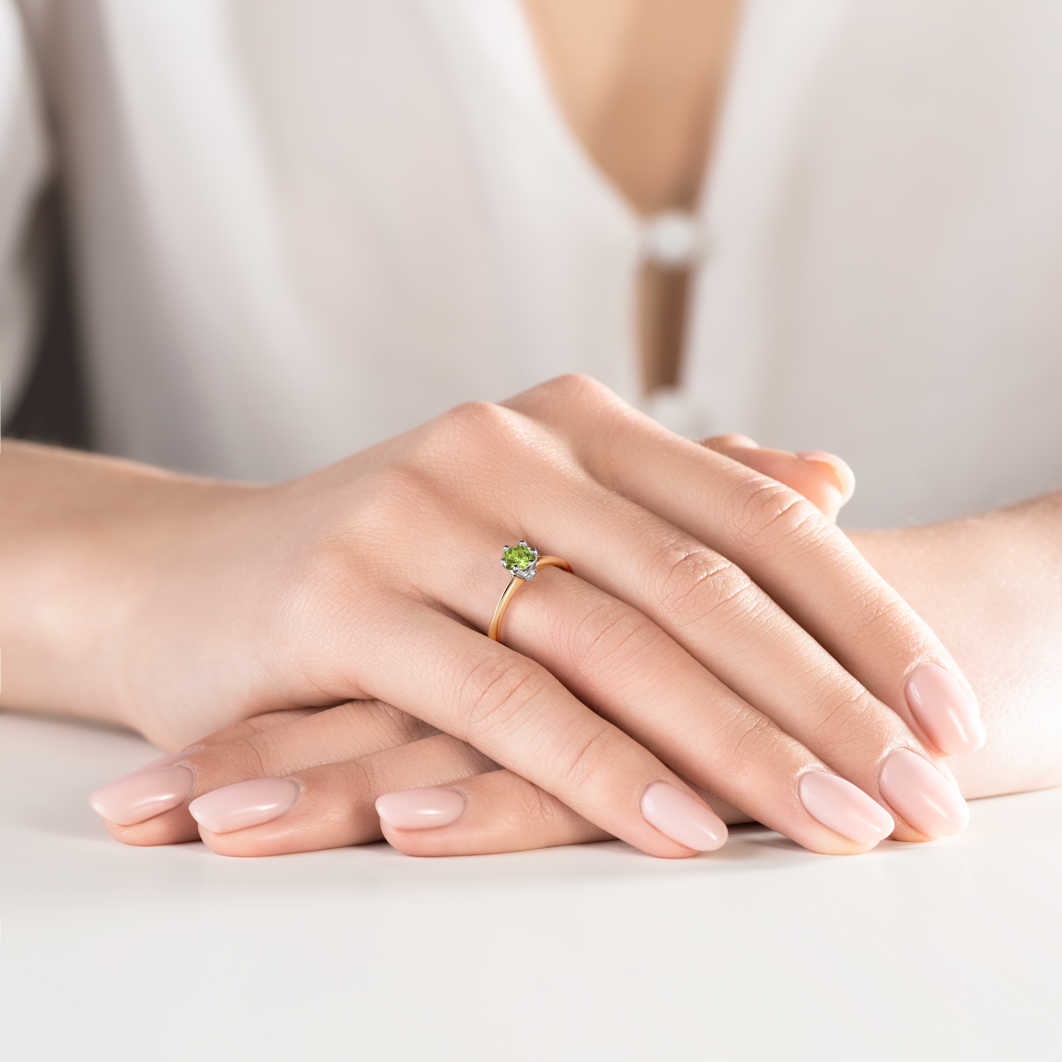 Pierścionek zaręczynowy The Journey: dwukolorowe złoto, oliwin