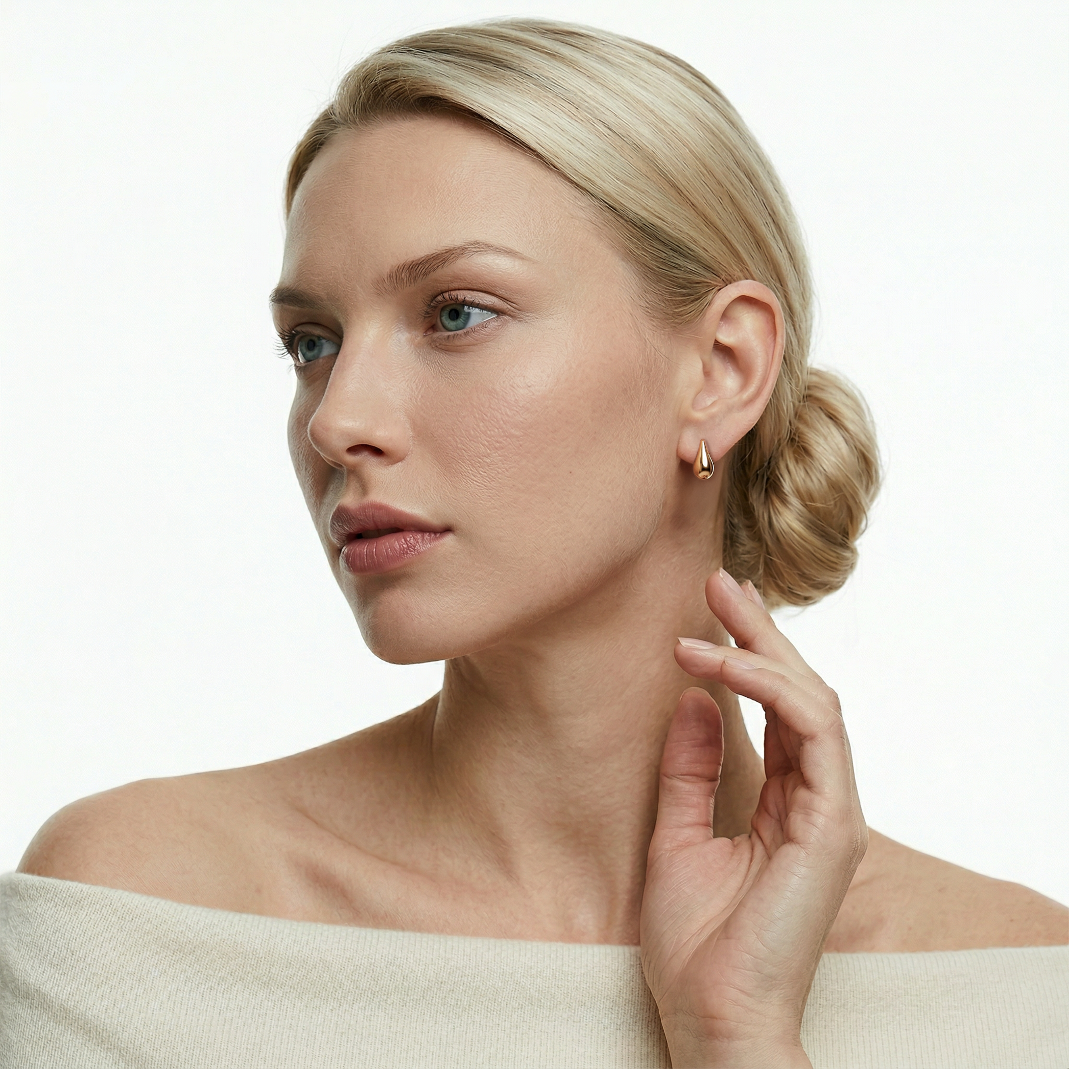 Kolczyki małe krople Savicki: złote - 4