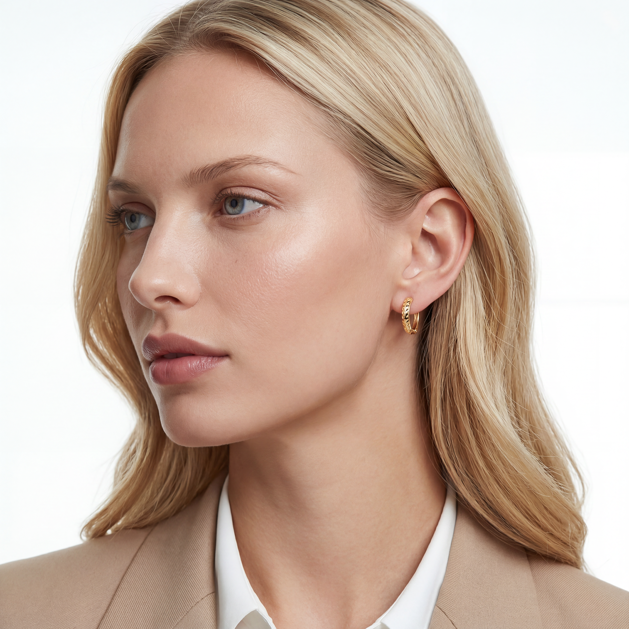 Kolczyki SAVICKI: diamentowane na brzegach złote (585) - 4