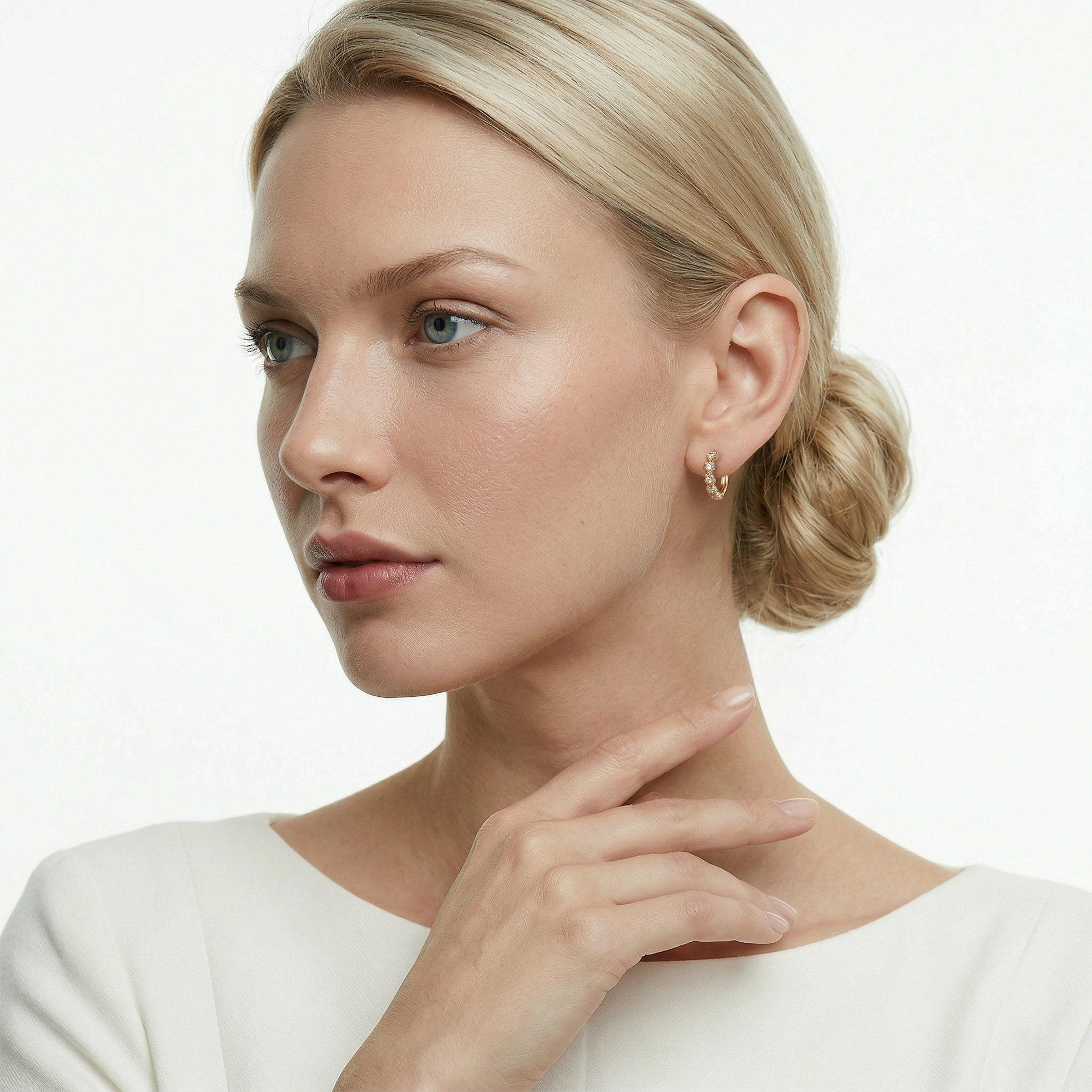 Kolczyki Savicki: złote (585) kwiatki z cyrkoniami - 4