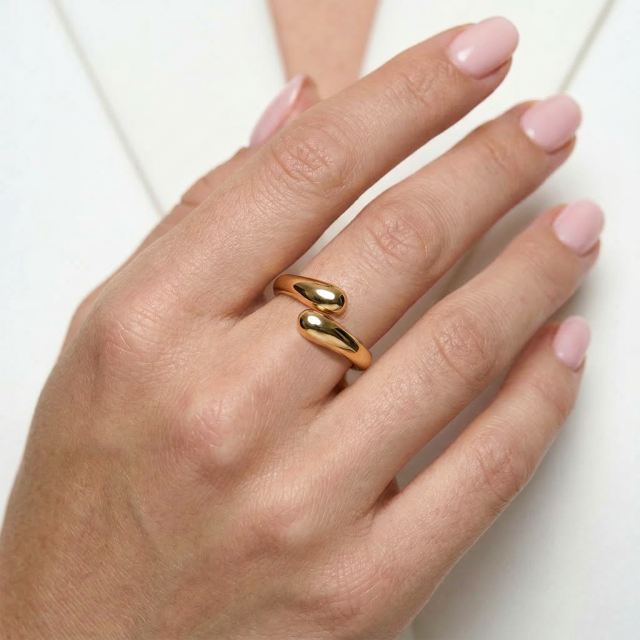 Pierścionek SAVICKI: złoty gładkie połączone łezki - 6