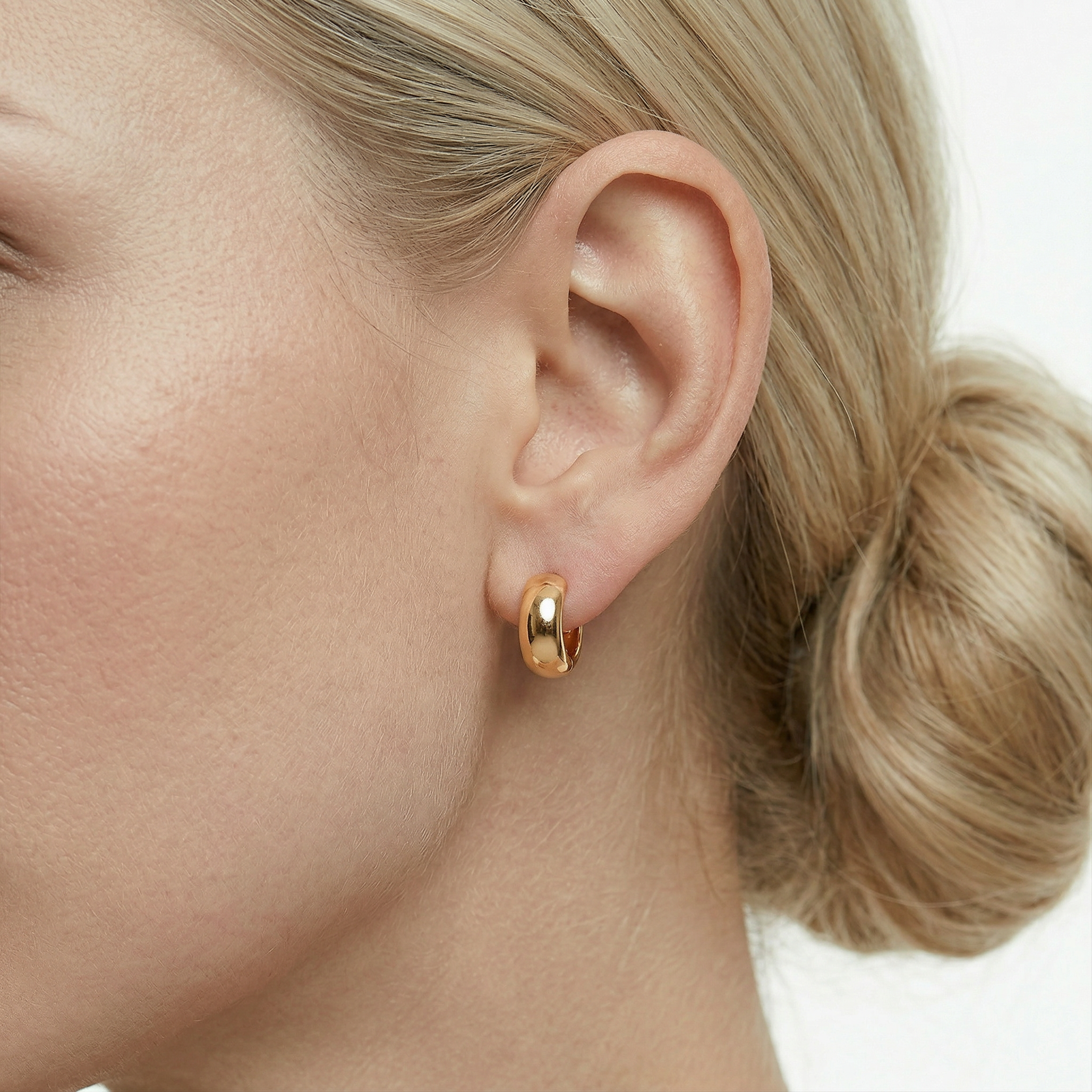 Kolczyki koła Savicki: złote z szeroką szyną - 6