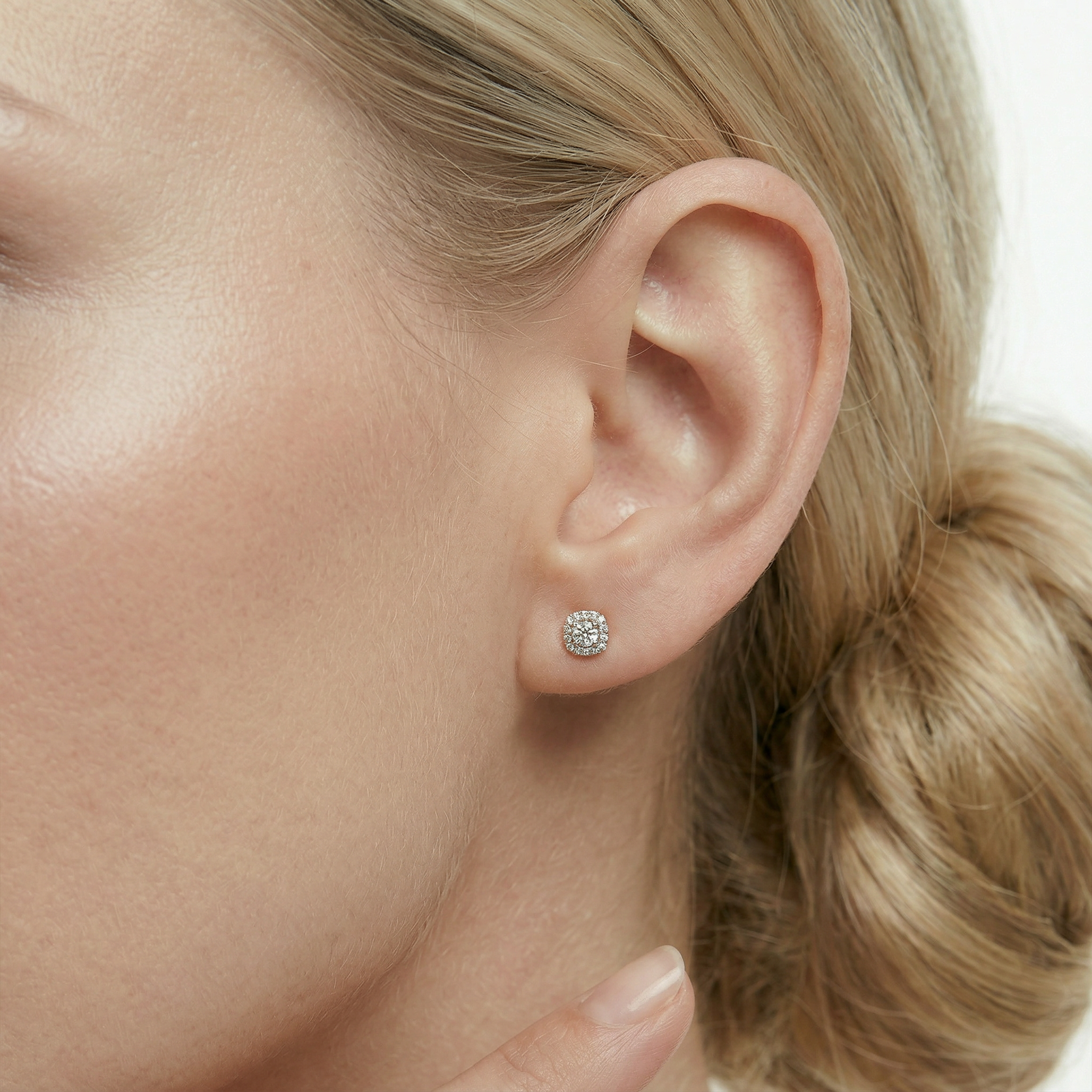 Kolczyki Savicki: złote z centralnie umieszczoną cyrkonią w oprawie mniejszych - 6