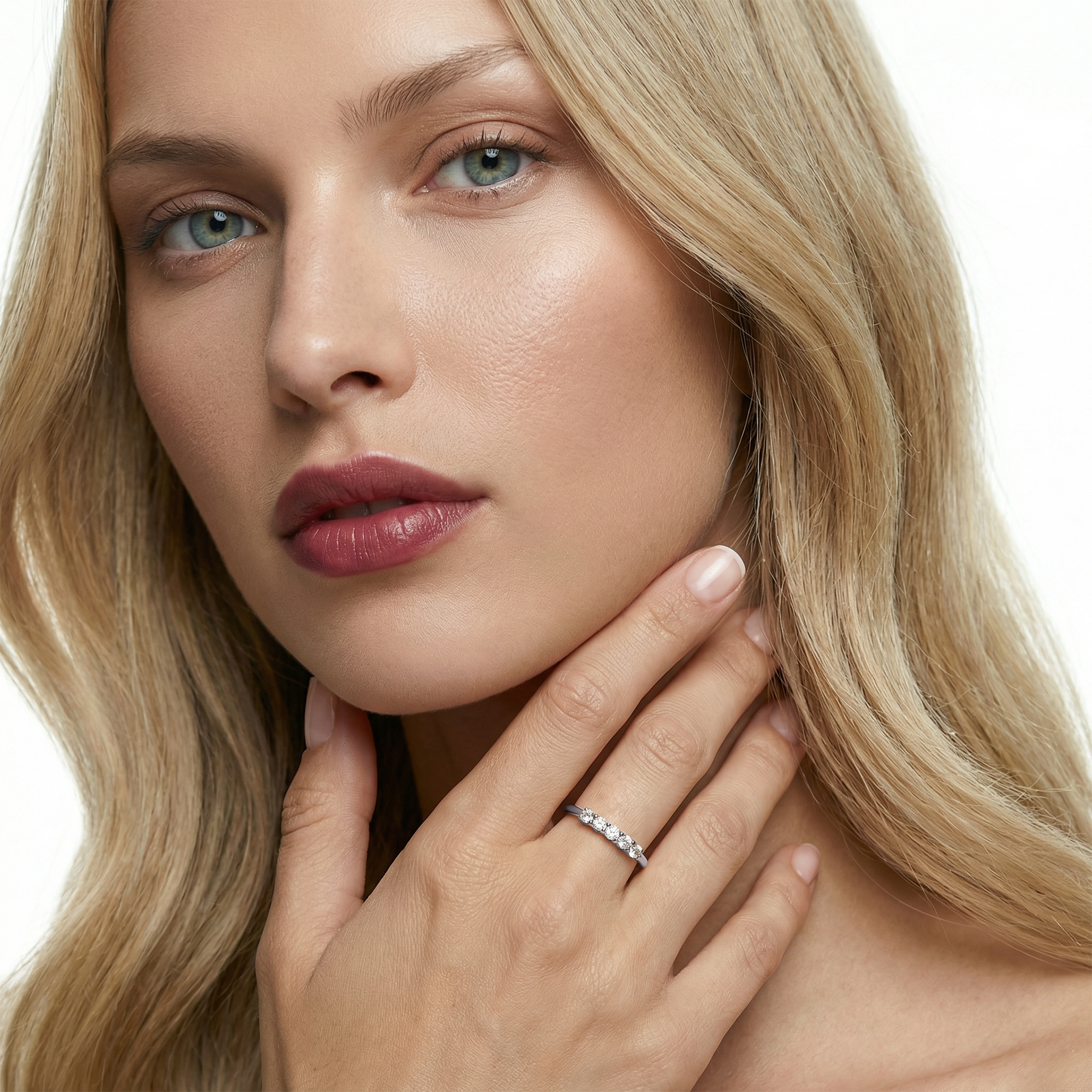 Pierścionek z białego złota z diamentami laboratoryjnymi 5x0,1ct - 4