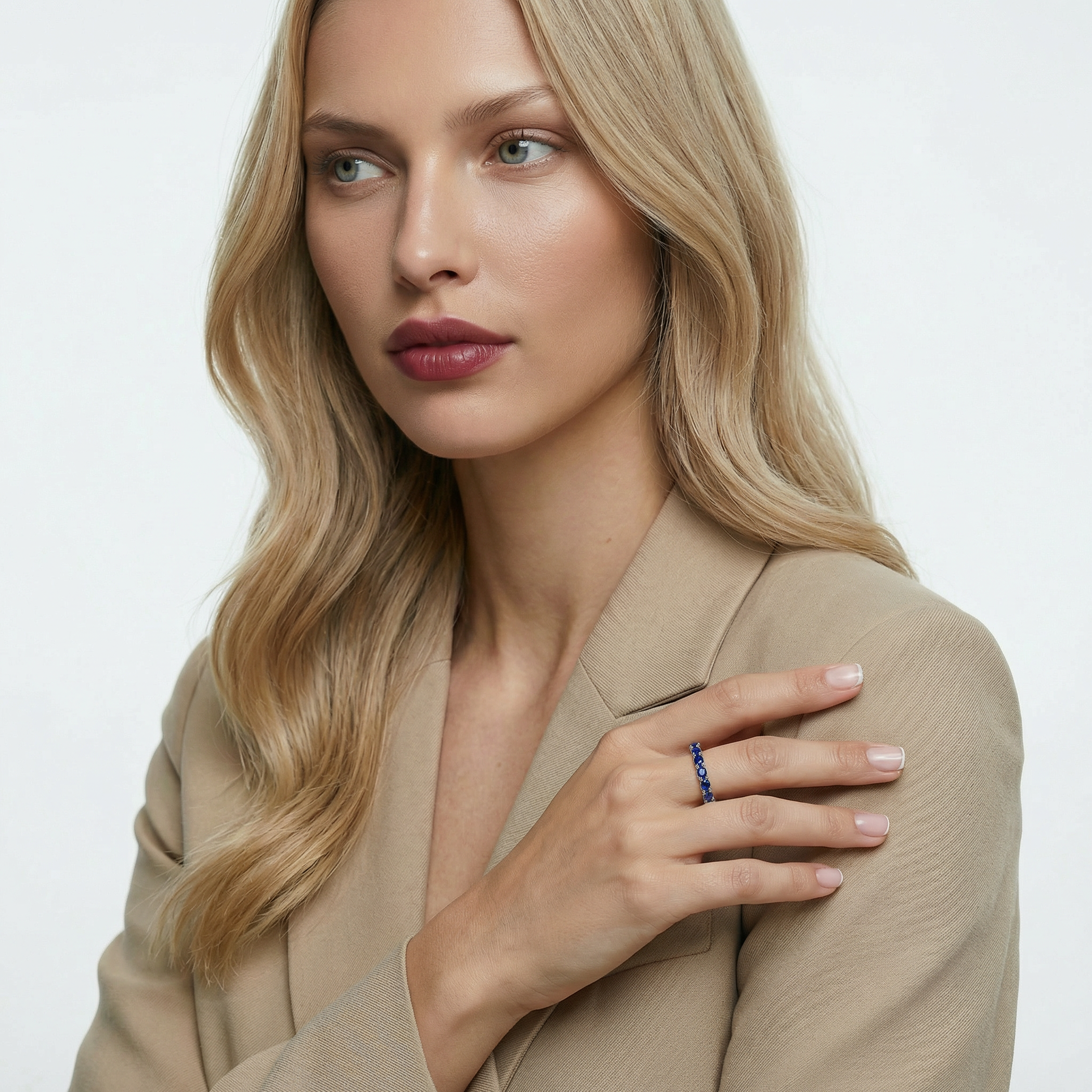 Pierścionek z białego złota z niebieskimi szafirami 9x0,15ct - 4