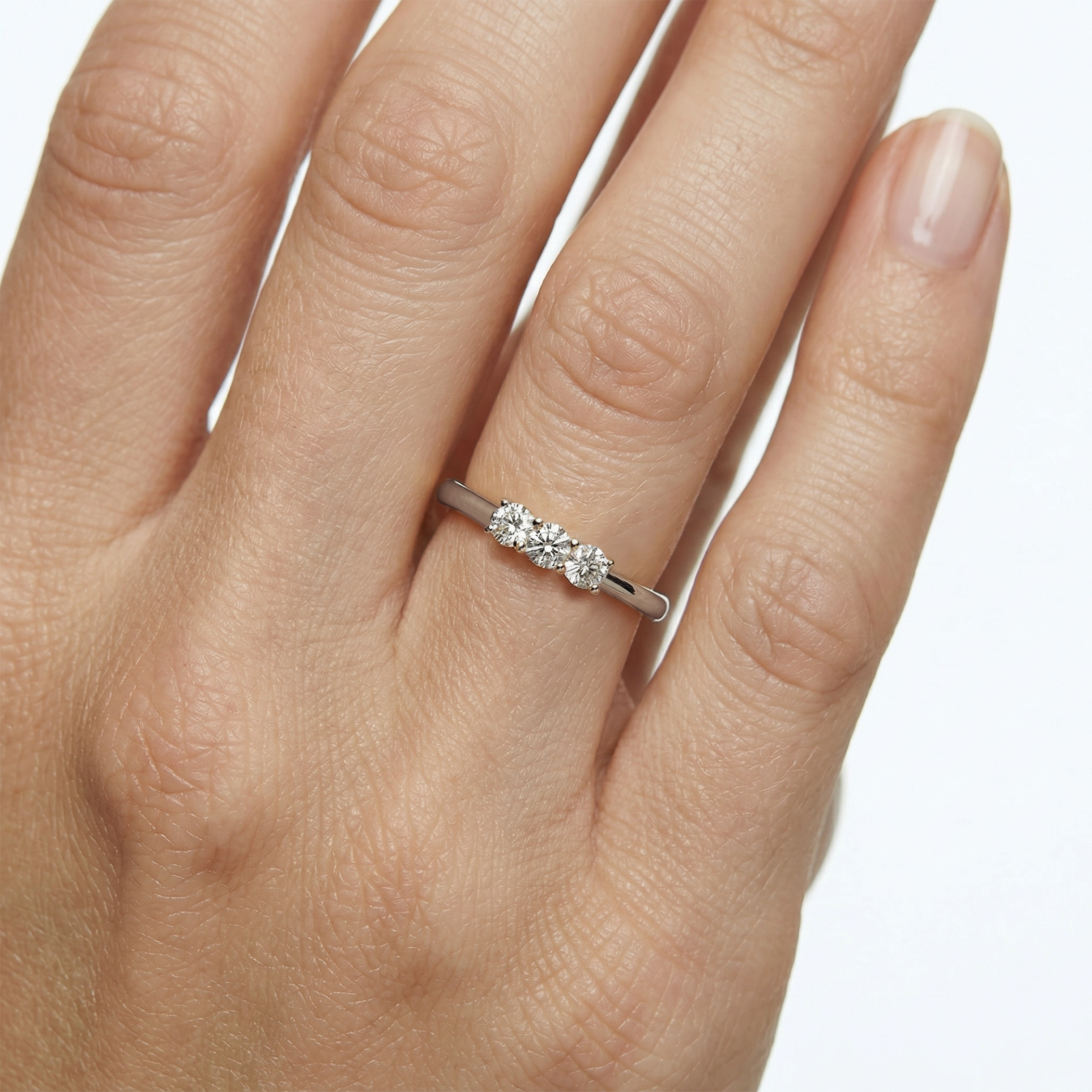 Pierścionek z białego złota z diamentami laboratoryjnymi 3x0,1ct - 6