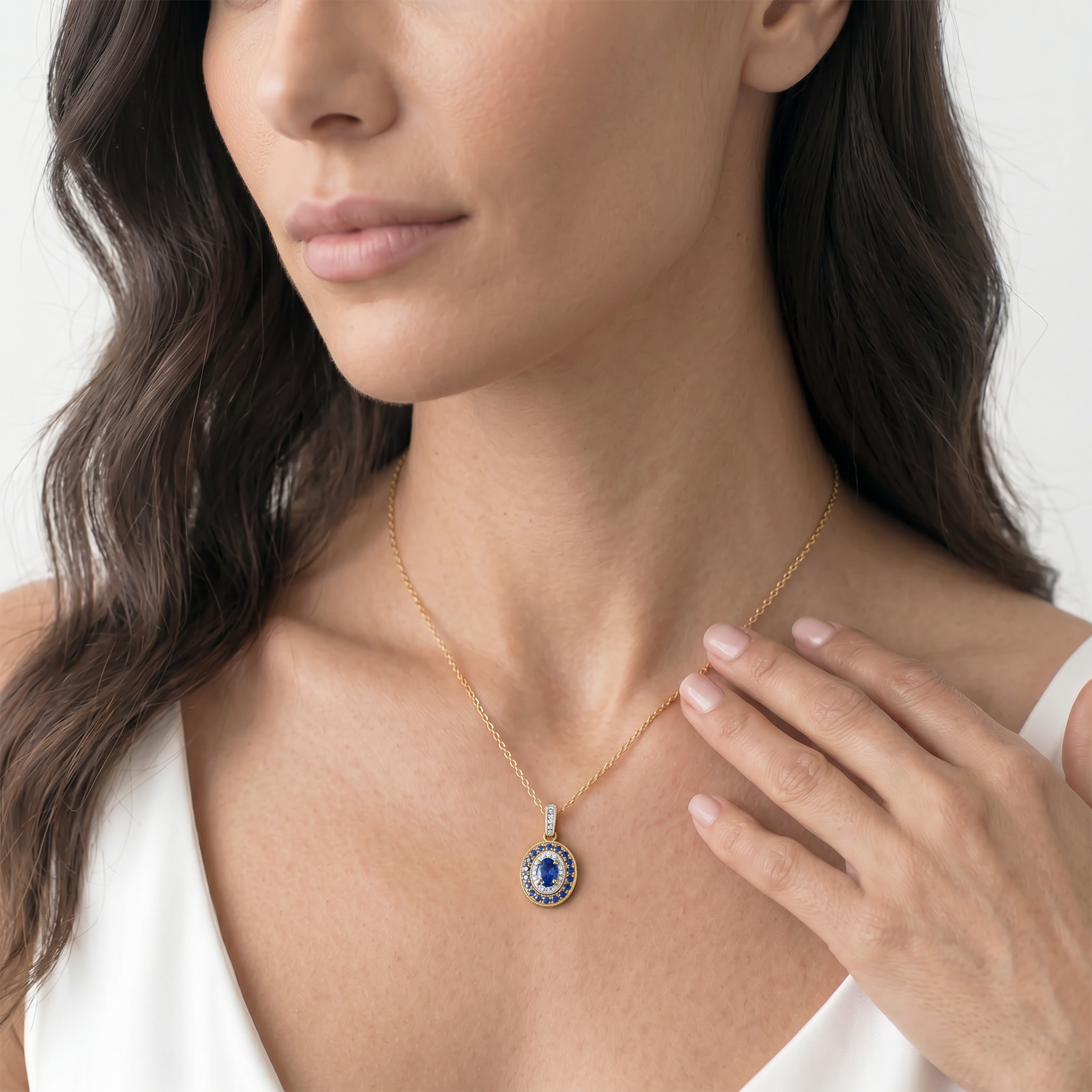 Rosavine pendant: two-tone gold, blue sapphires, diamonds - 4