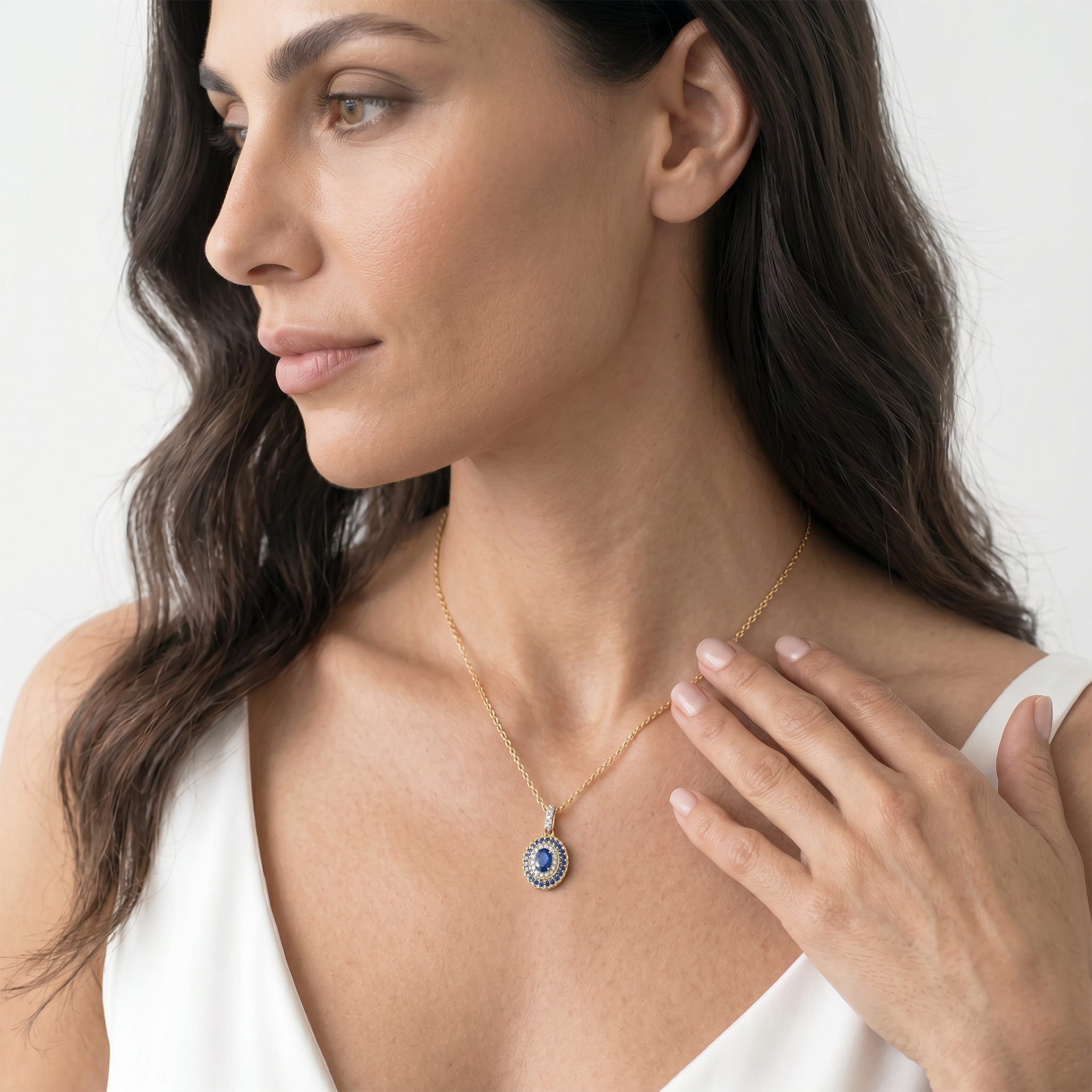 Rosavine pendant: two-tone gold, blue sapphires, diamonds - 6