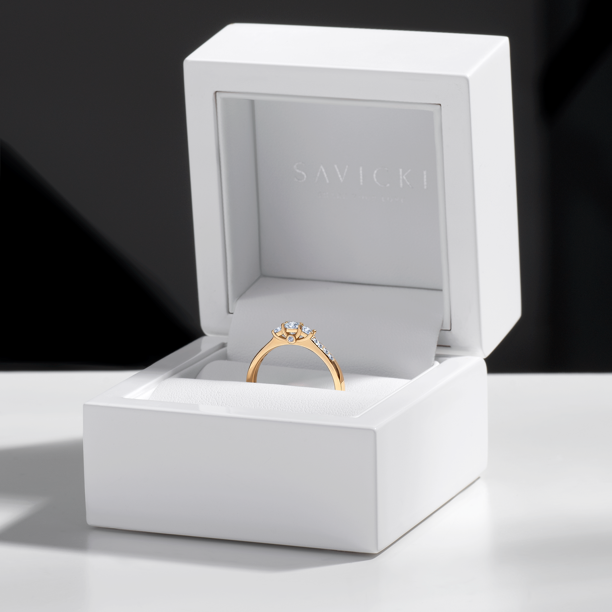 Verlobungsring Dream: Gold, Diamanten