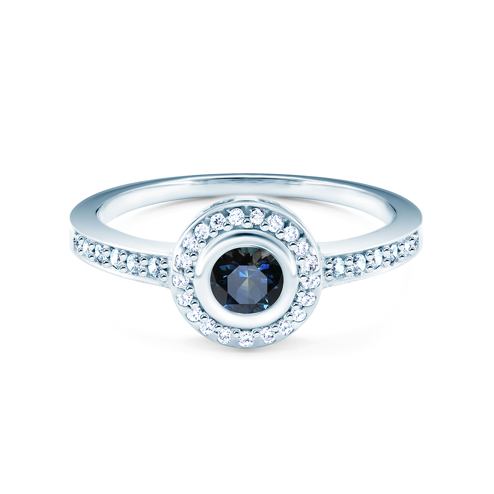 Pierścionek Heart of the Ocean: białe złoto, niebieski szafir