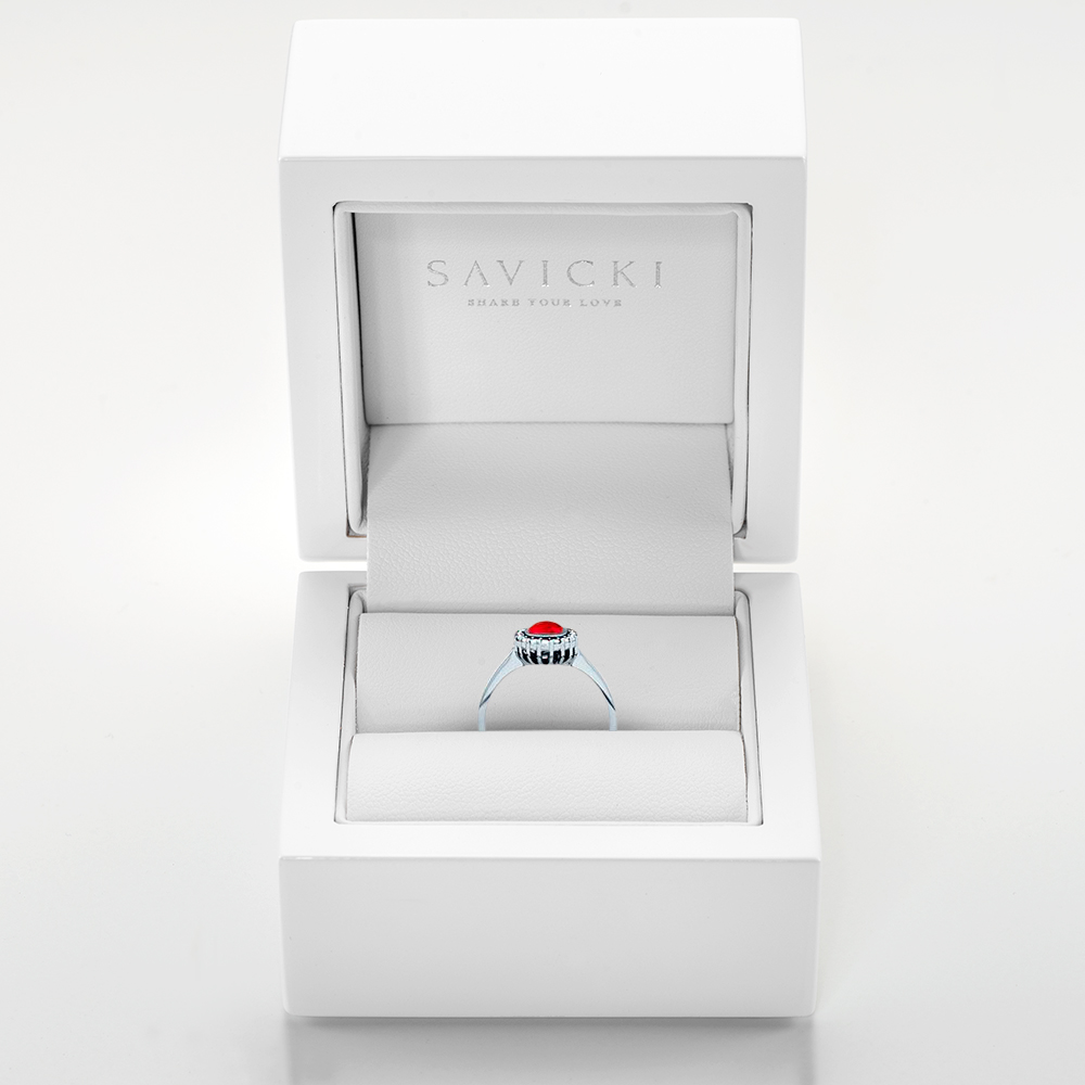 Pierścionek Red Passion: białe złoto, rubin