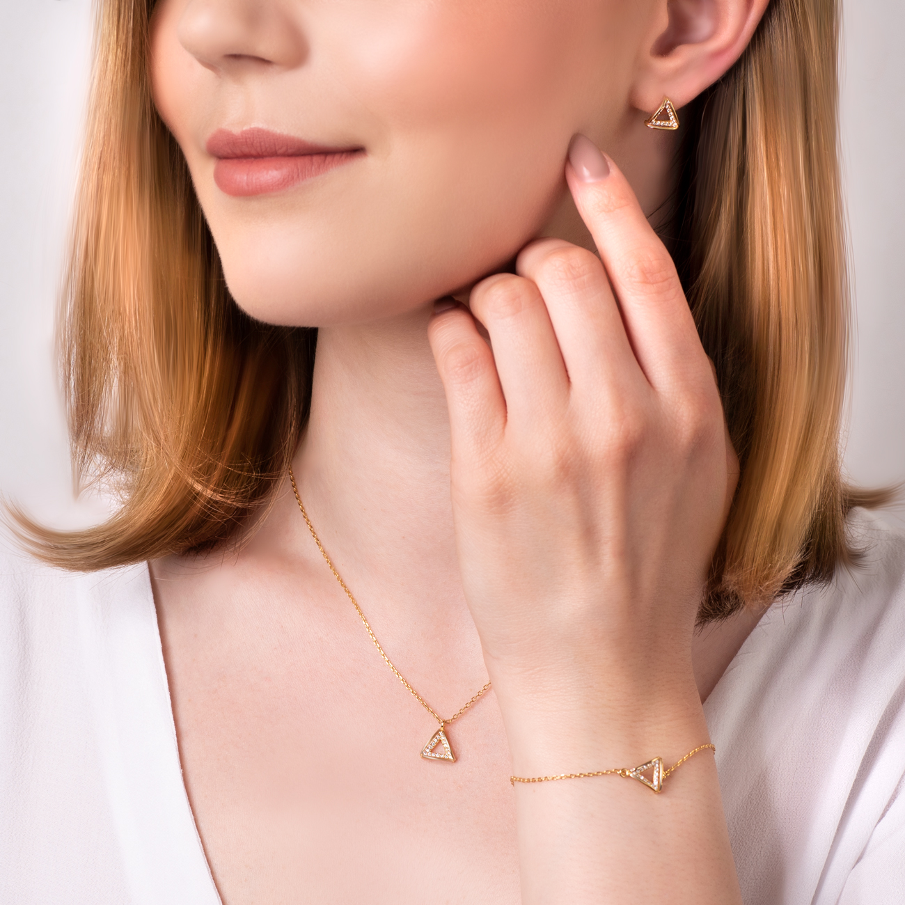 Bransoletka celebrytka trójkąt Savicki: srebrna pozłacana, cyrkonie - 6