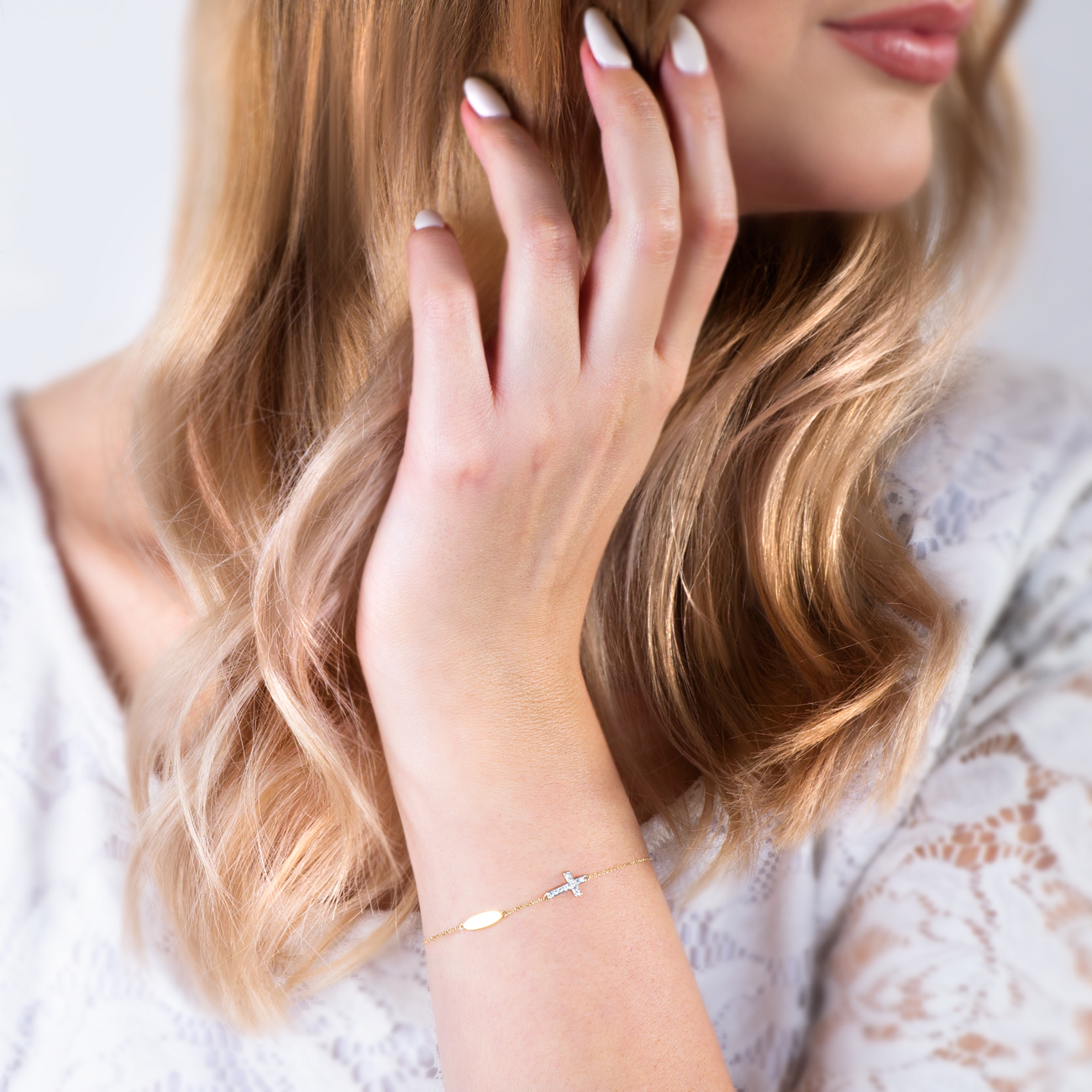 Armband mit Kreuz Savicki: Gold, Diamanten - 5