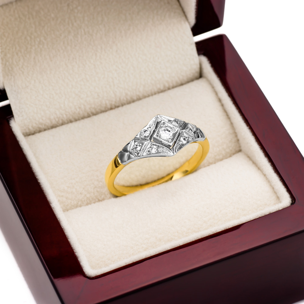 Pierścionek SAVICKI: dwukolorowe złoto, z diamentami