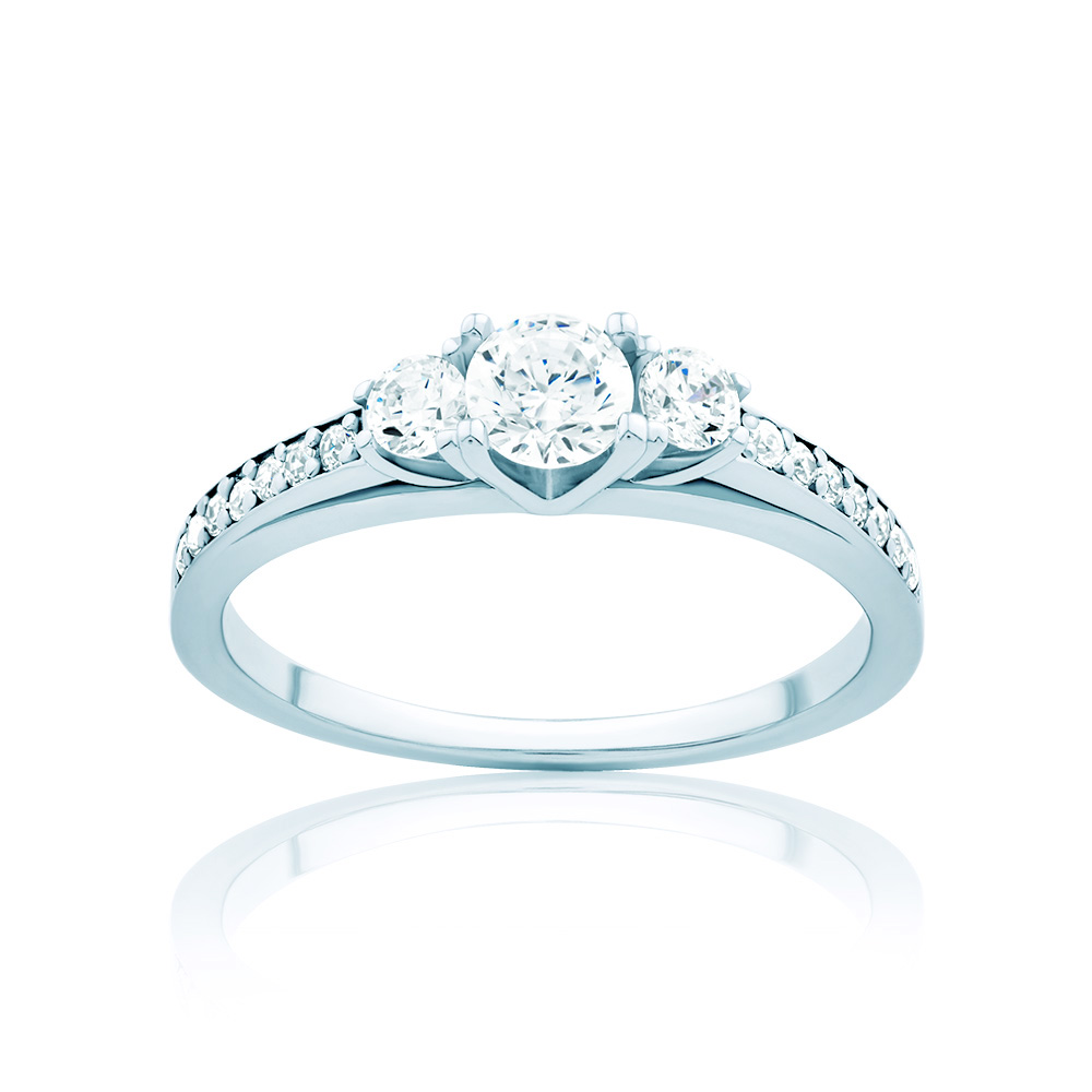 Pierścionek zaręczynowy SAVICKI: białe złoto, diamenty