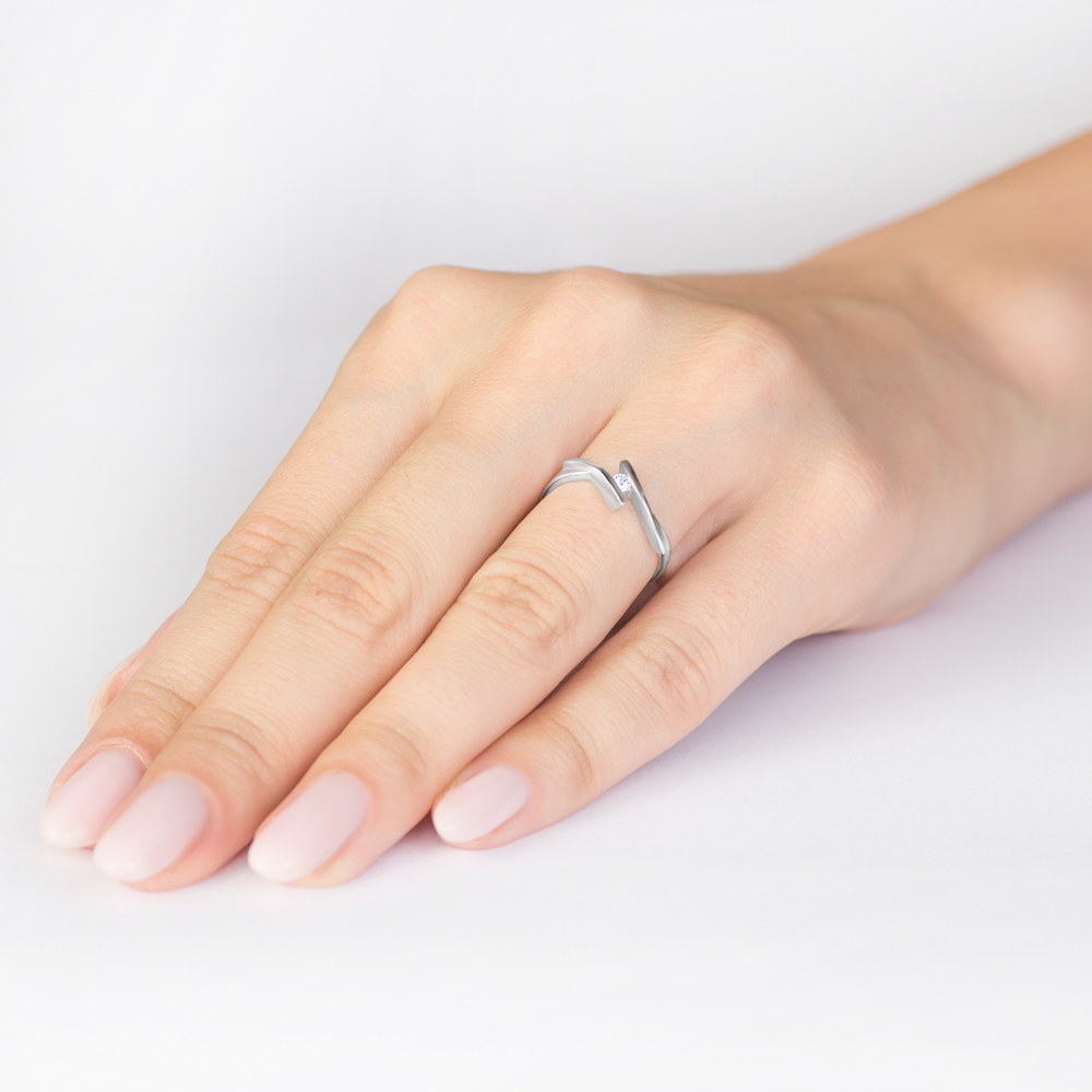 Pierścionek zaręczynowy SAVICKI: białe złoto, diament