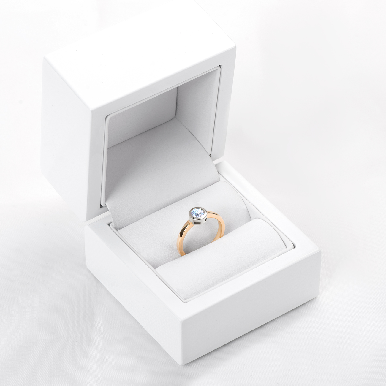 Verlobungsring SAVICKI: Zweifarbiges Gold, mit Diamant