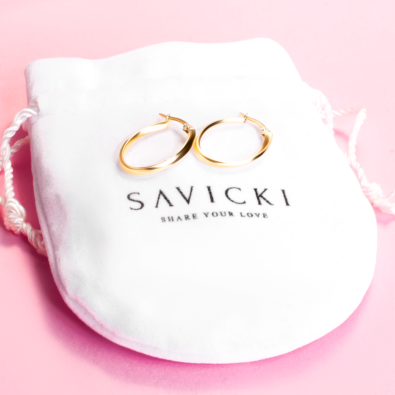 Kolczyki owale Savicki: złote