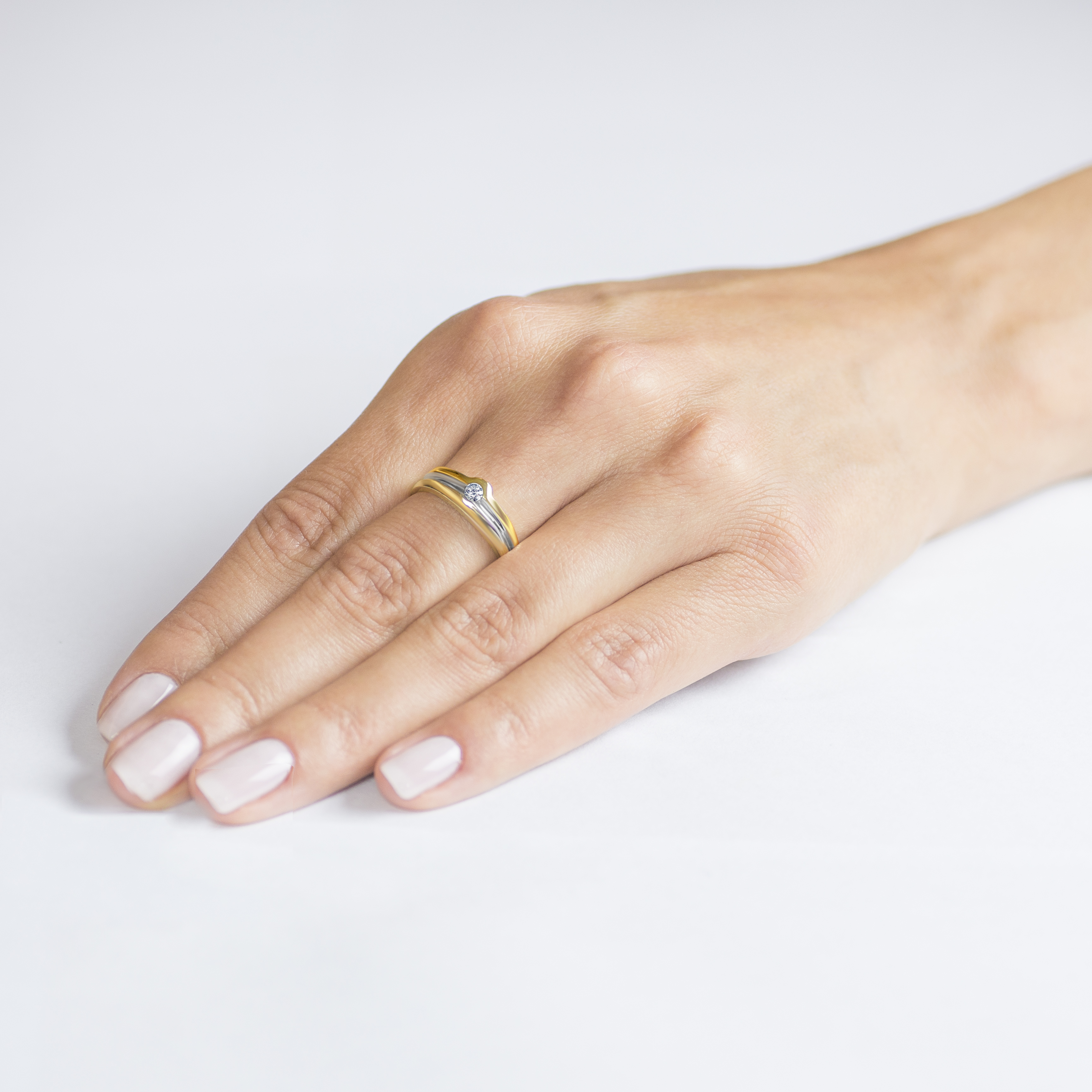 Pierścionek zaręczynowy SAVICKI: dwukolorowe złoto, diament