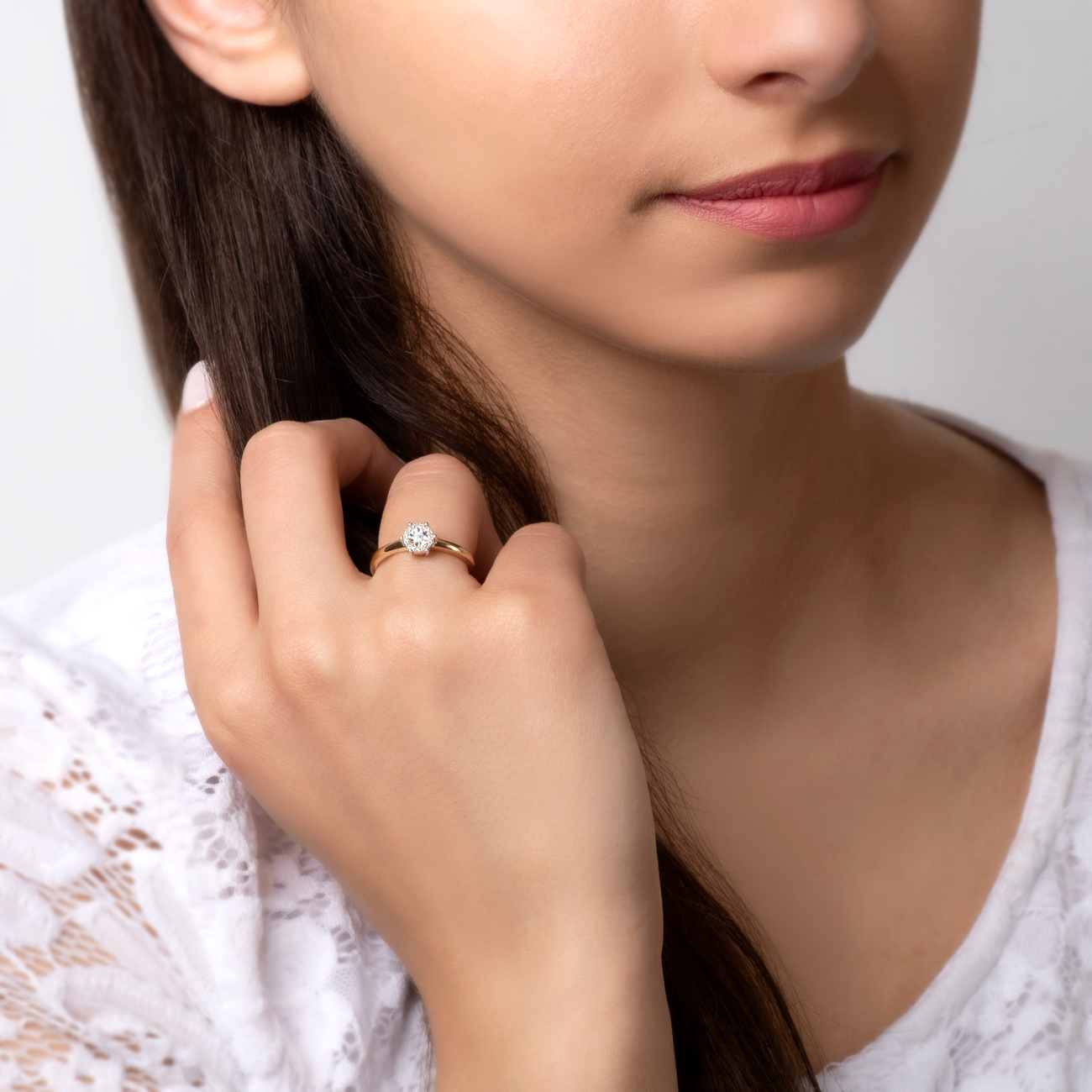 Pierścionek zaręczynowy SAVICKI: dwukolorowe złoto, diamenty