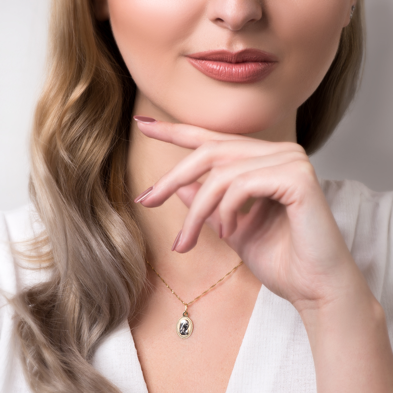 Medalik Savicki: złoty