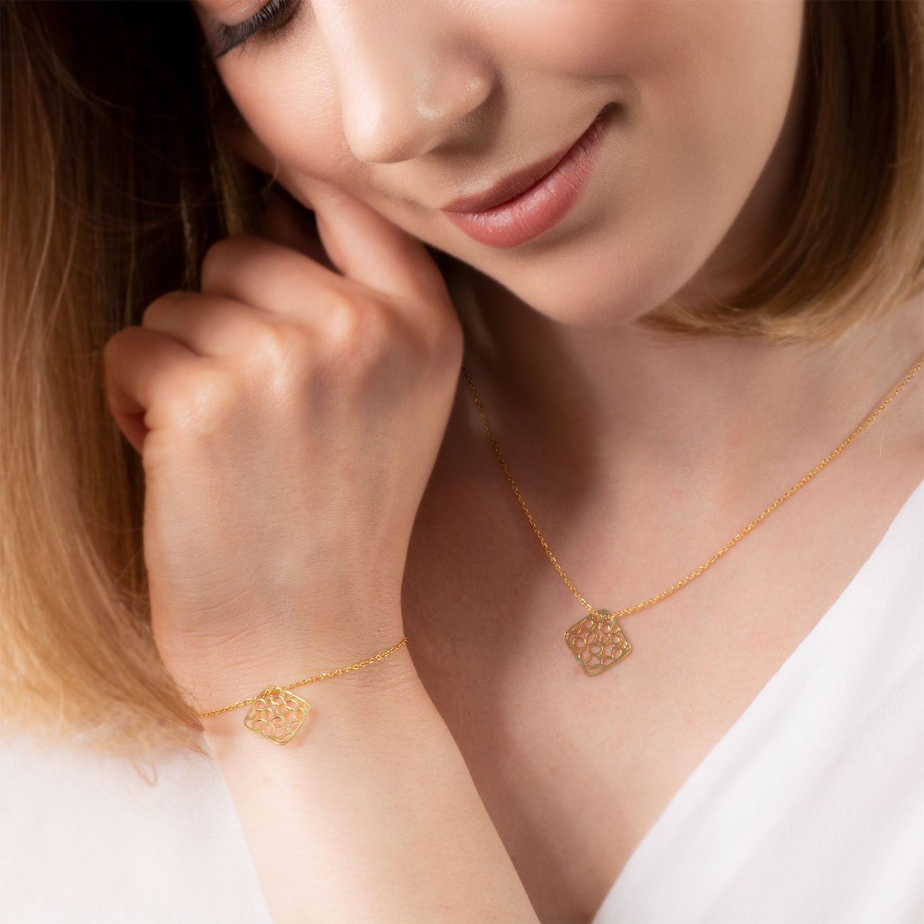 Halskette Kette mit Anhänger Blume Savicki: Silber Vergoldet