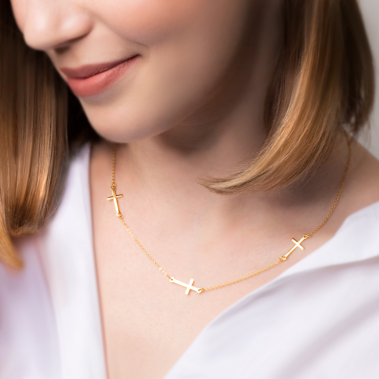 Naszyjnik krzyżyk celebrytka Savicki: srebrny pozłacany - 5