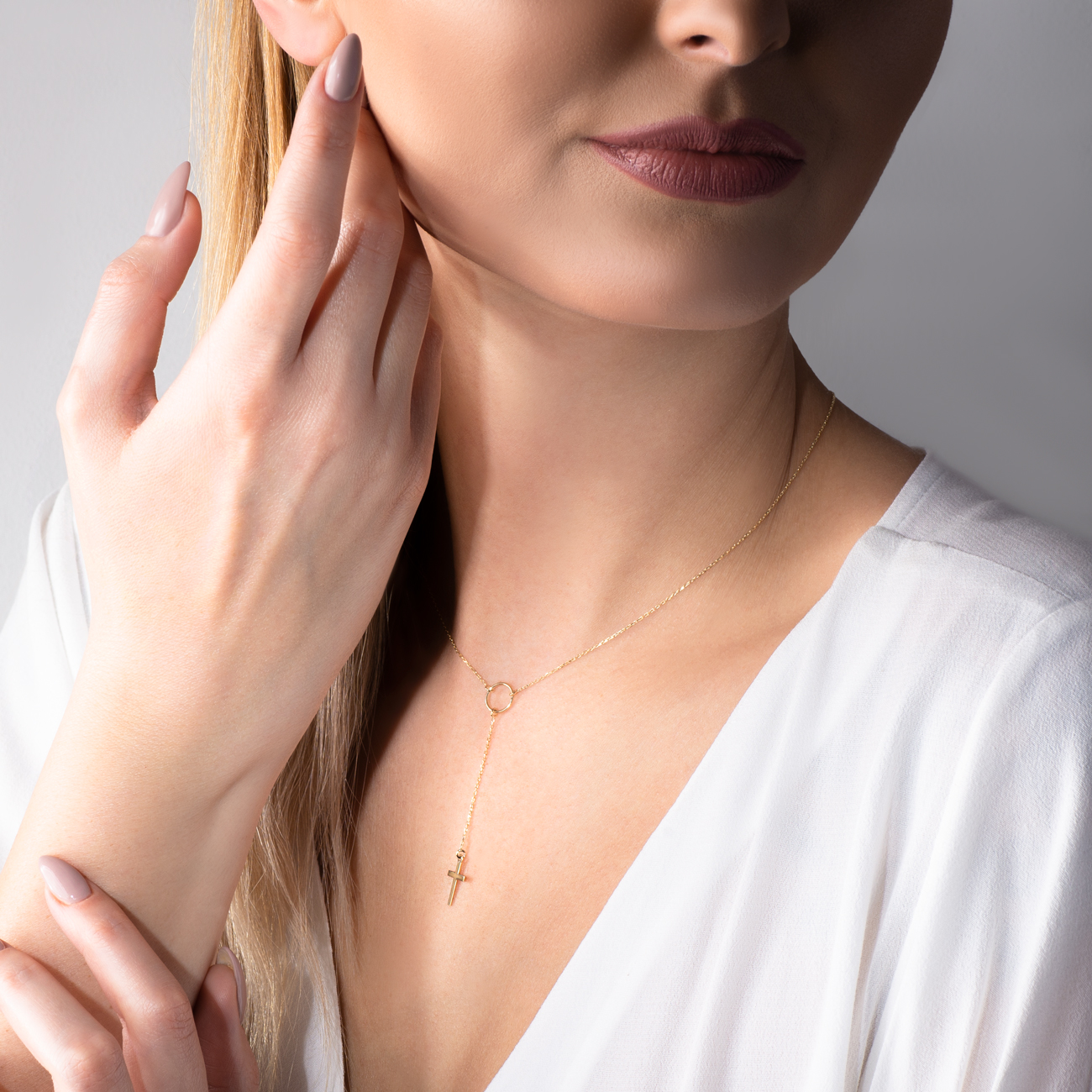 Naszyjnik krzyżyk Savicki: złoty - 3