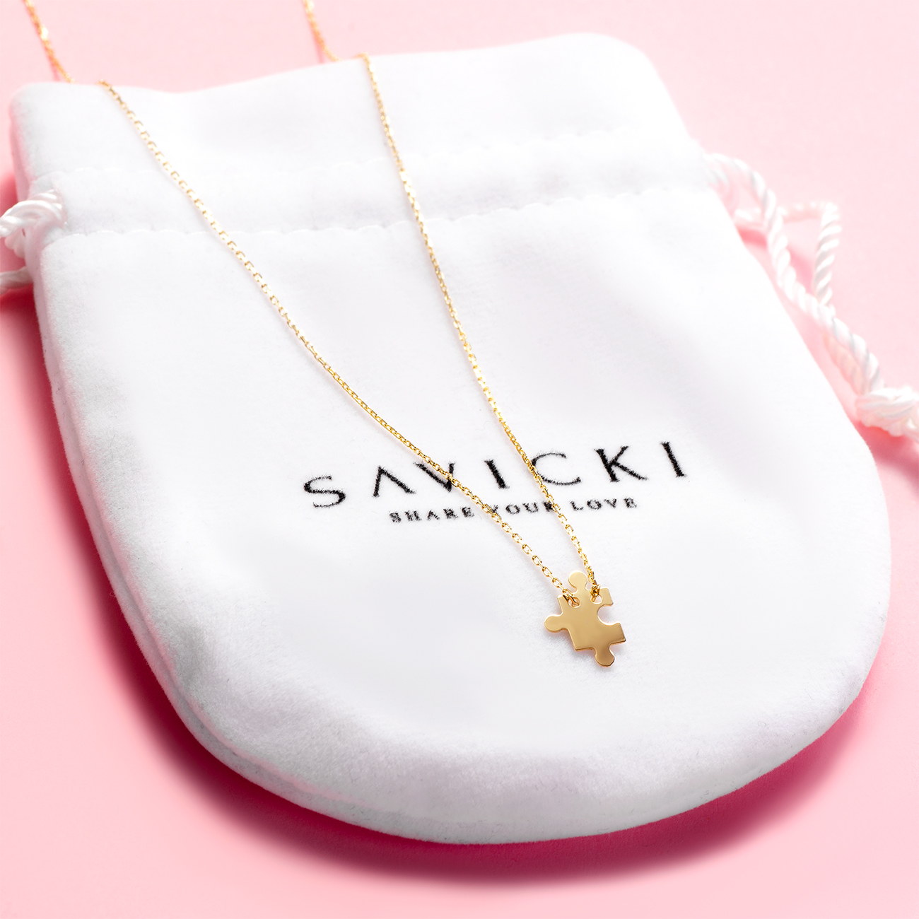 Naszyjnik puzzel Savicki: złoty
