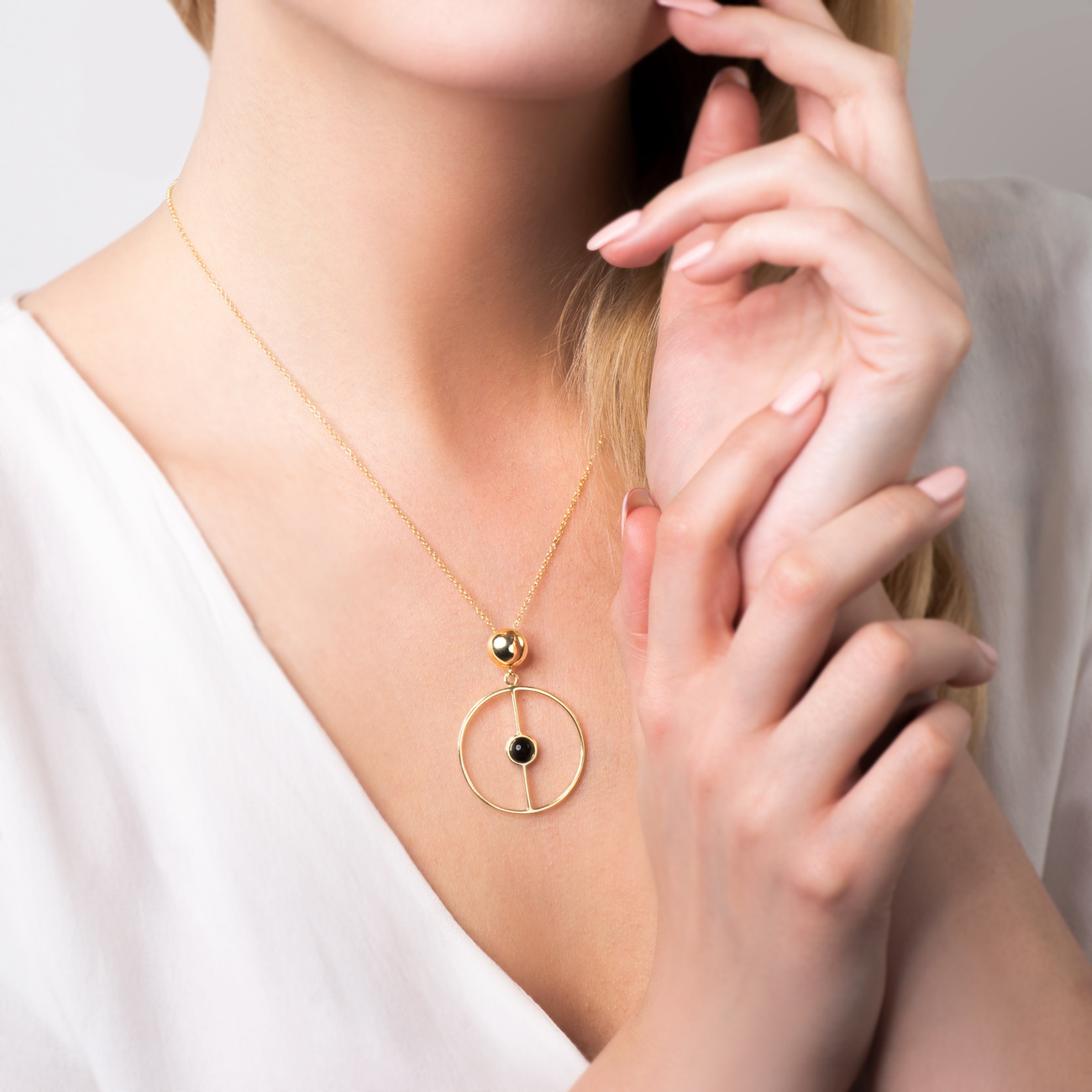 Halskette Savicki: Silber Vergoldet, Onyx