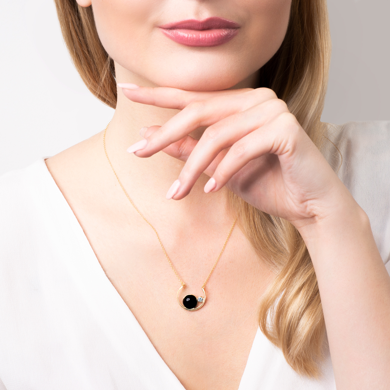 Halskette Savicki: Silber Vergoldet, Onyx, Zirkonia