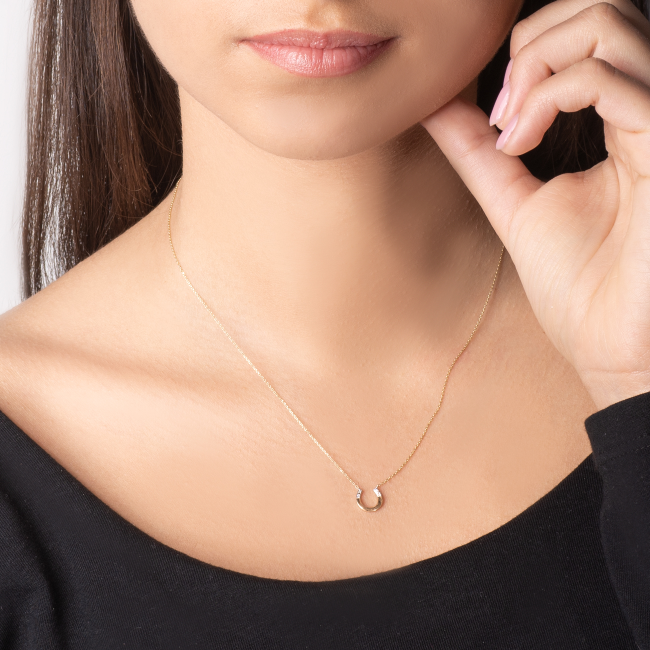 Naszyjnik podkowa Savicki: złoty, diamenty