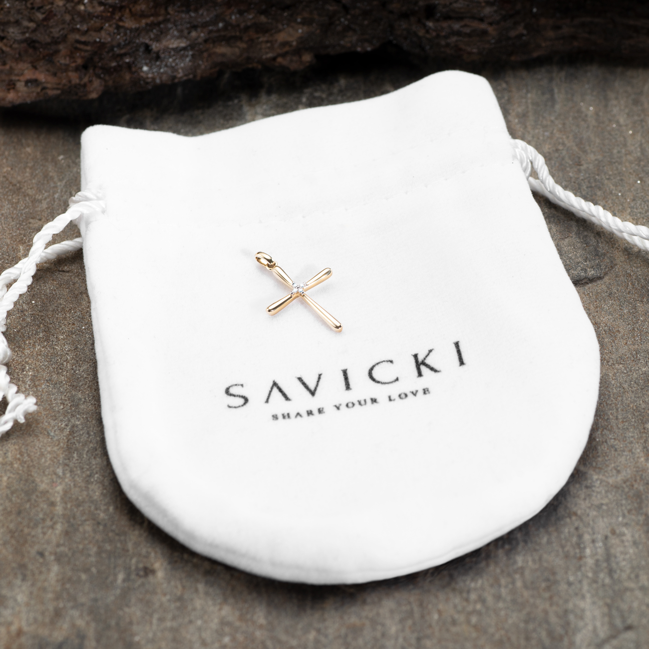 Zawieszka krzyżyk Savicki: złoty, diamenty - 4