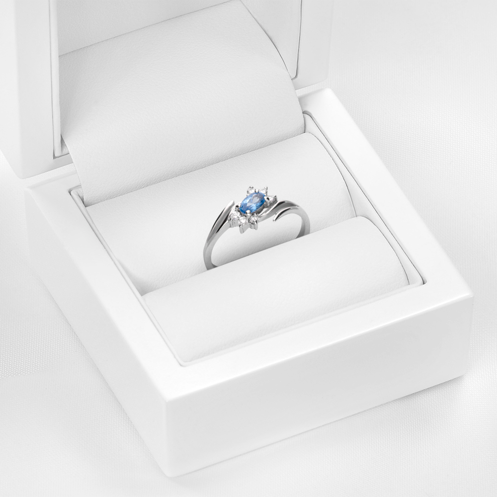 Ring SAVICKI: Weißgold, Topas