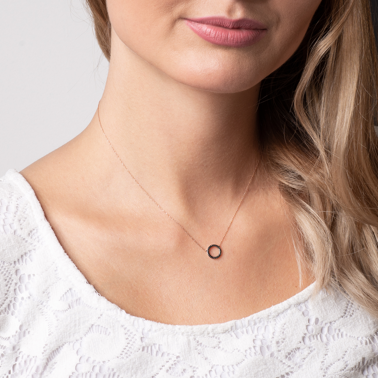 Naszyjnik koło z różowego złota 585 z czarnymi diamentami 0.08ct 42 cm - 5